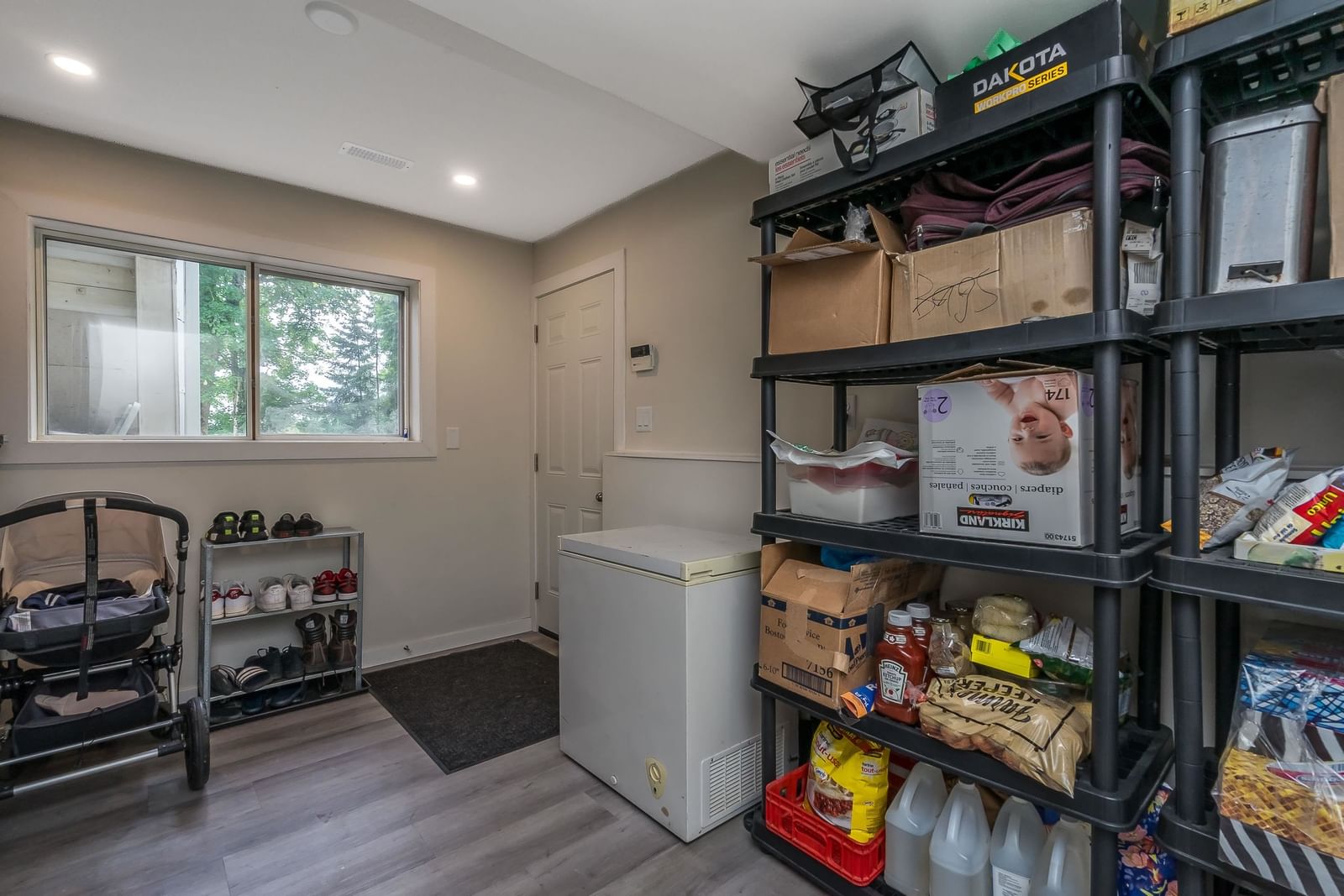 Listing Image 23