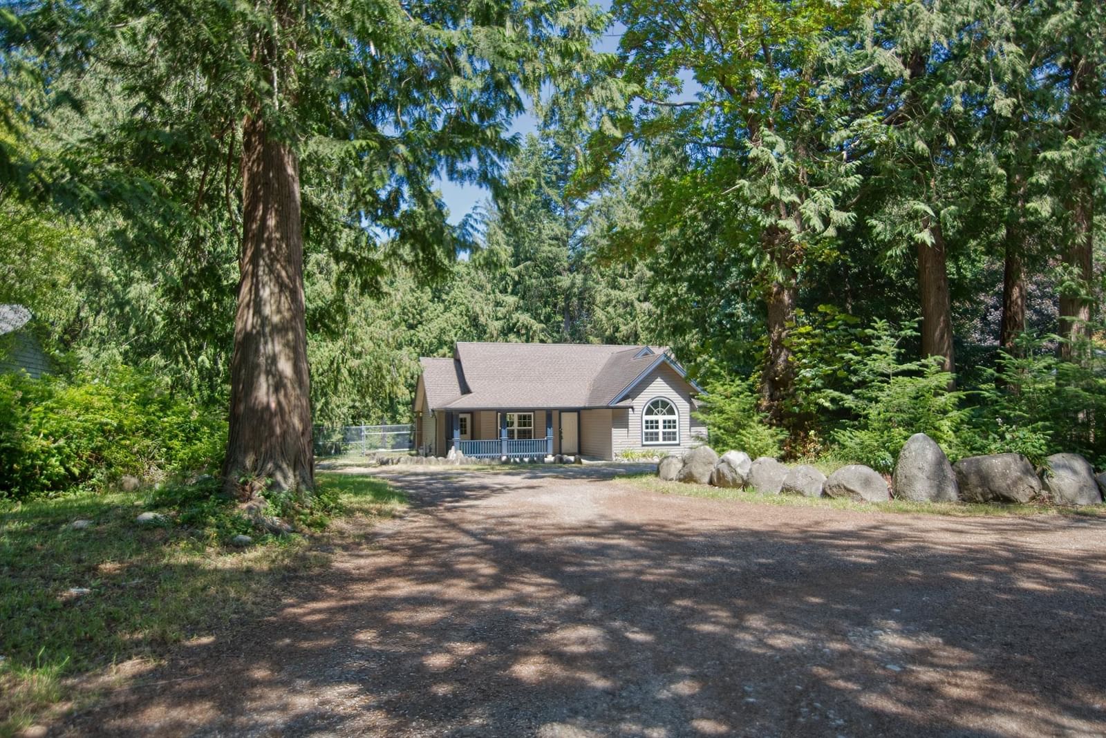 Listing Image 11