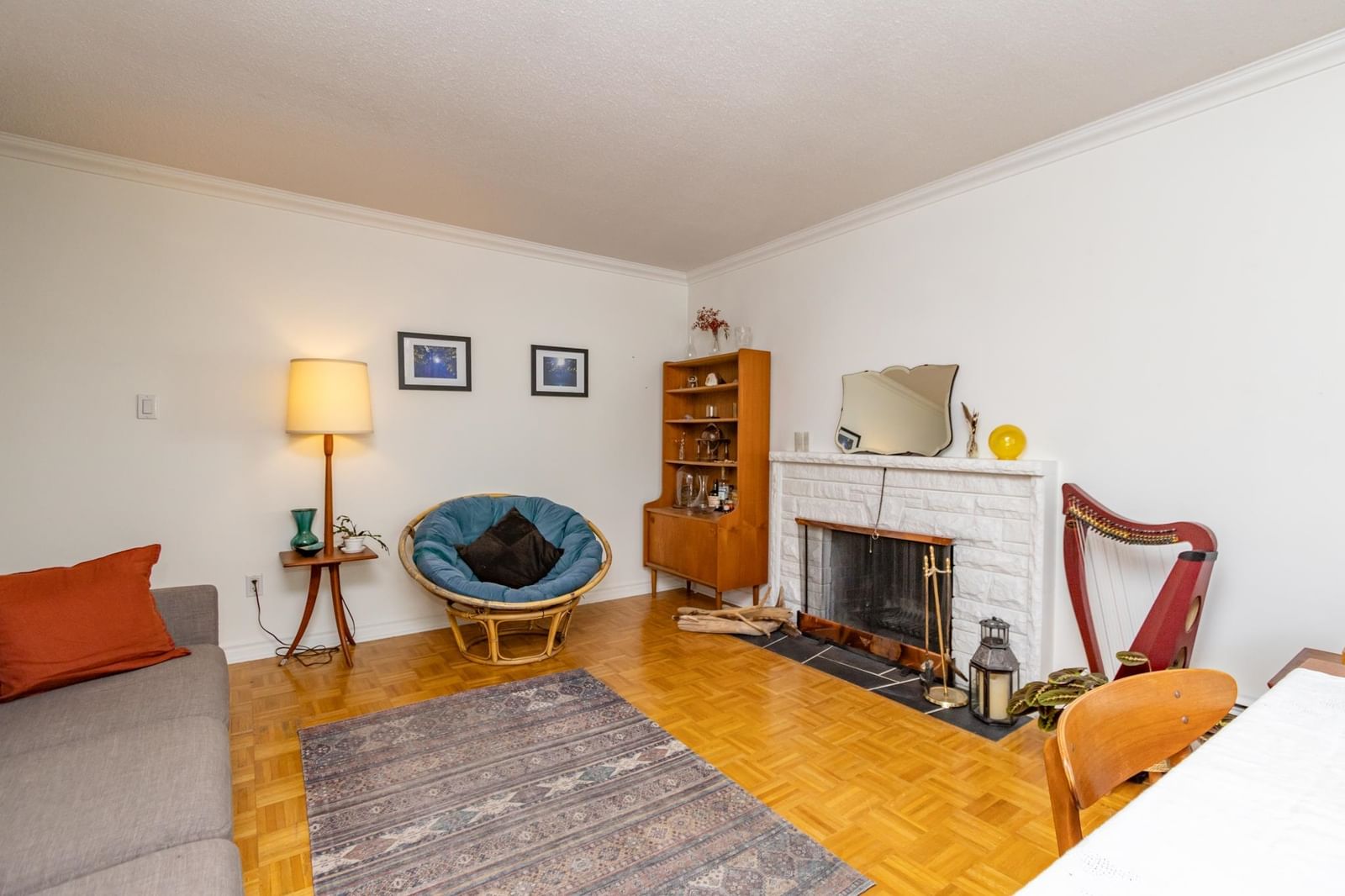 Listing Image 14