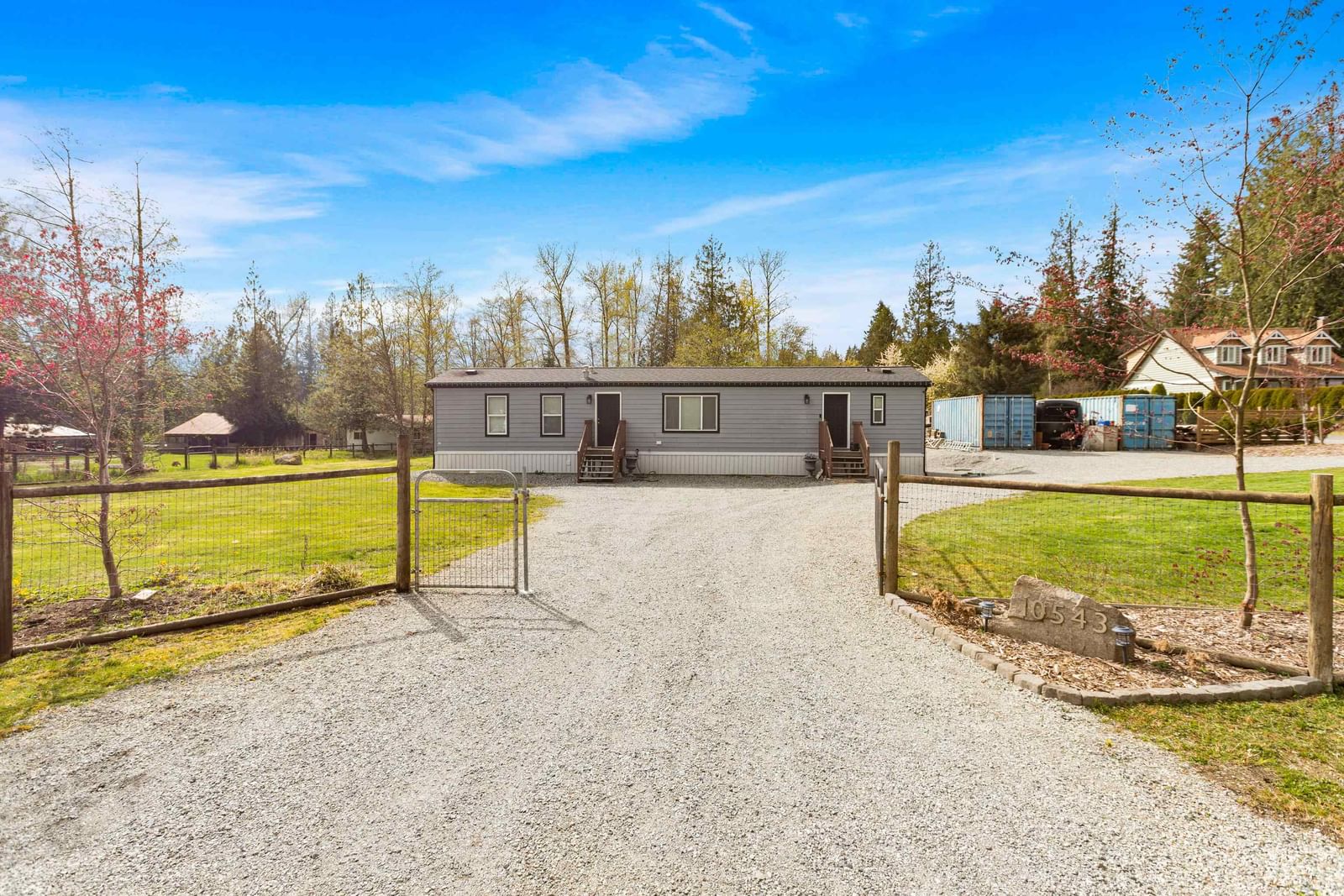 Listing Image 3