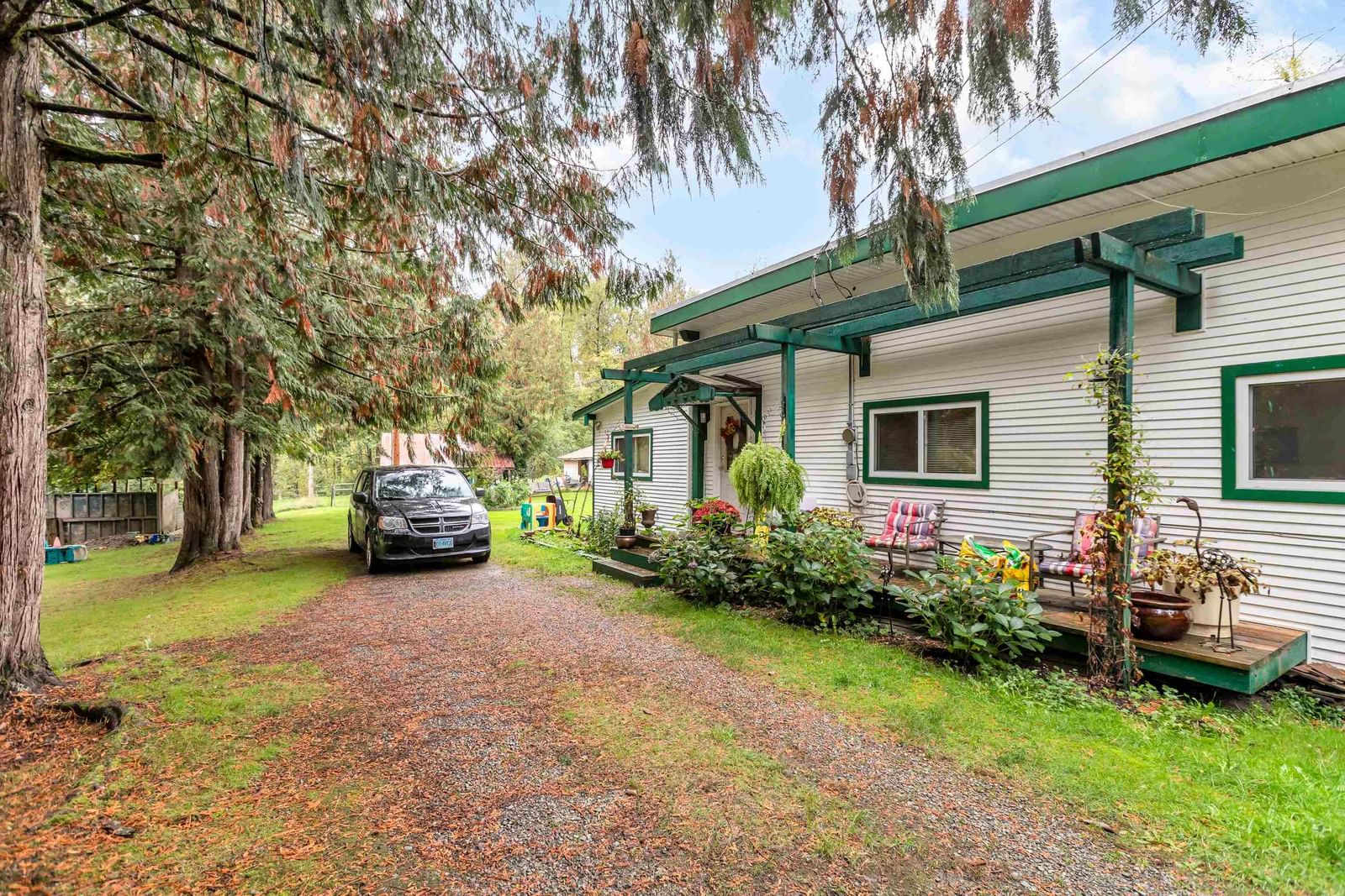 Listing Image 6