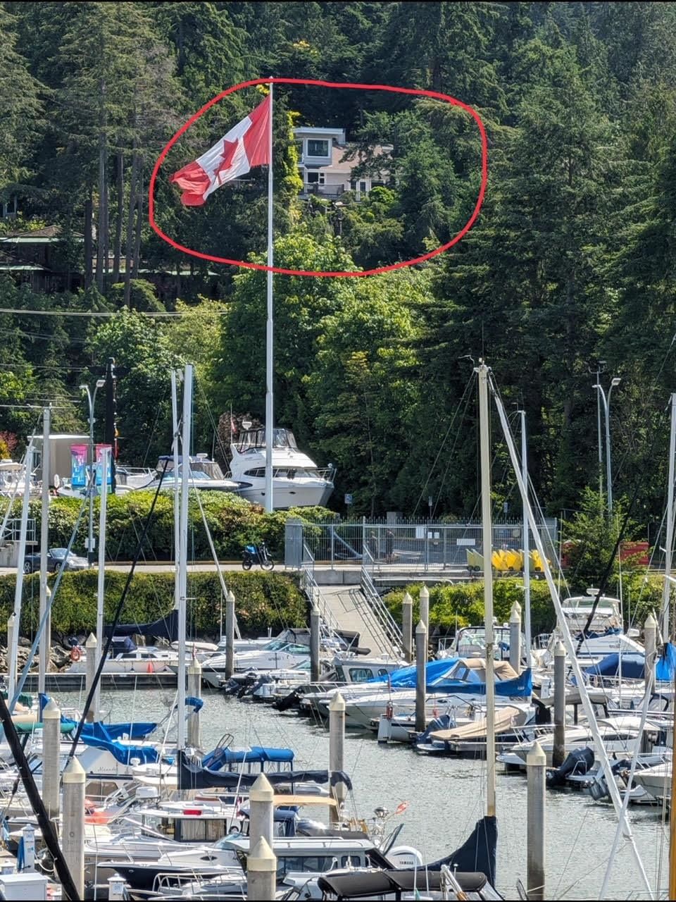Listing Image 4