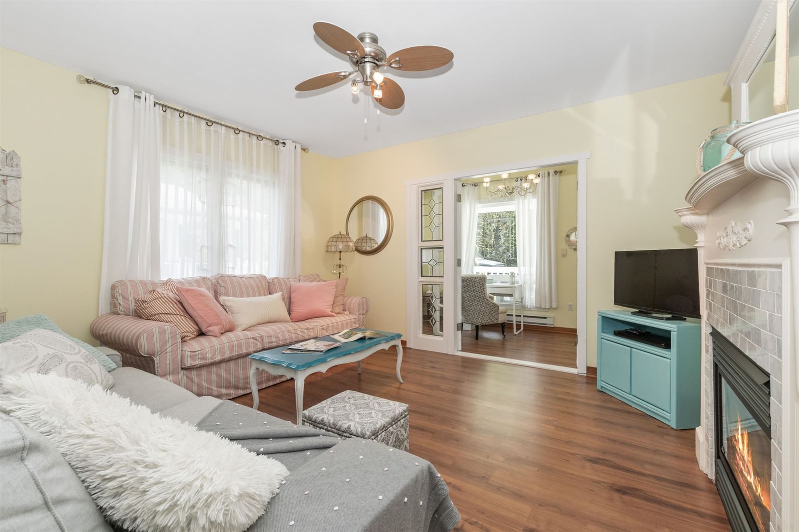 Listing Image 9