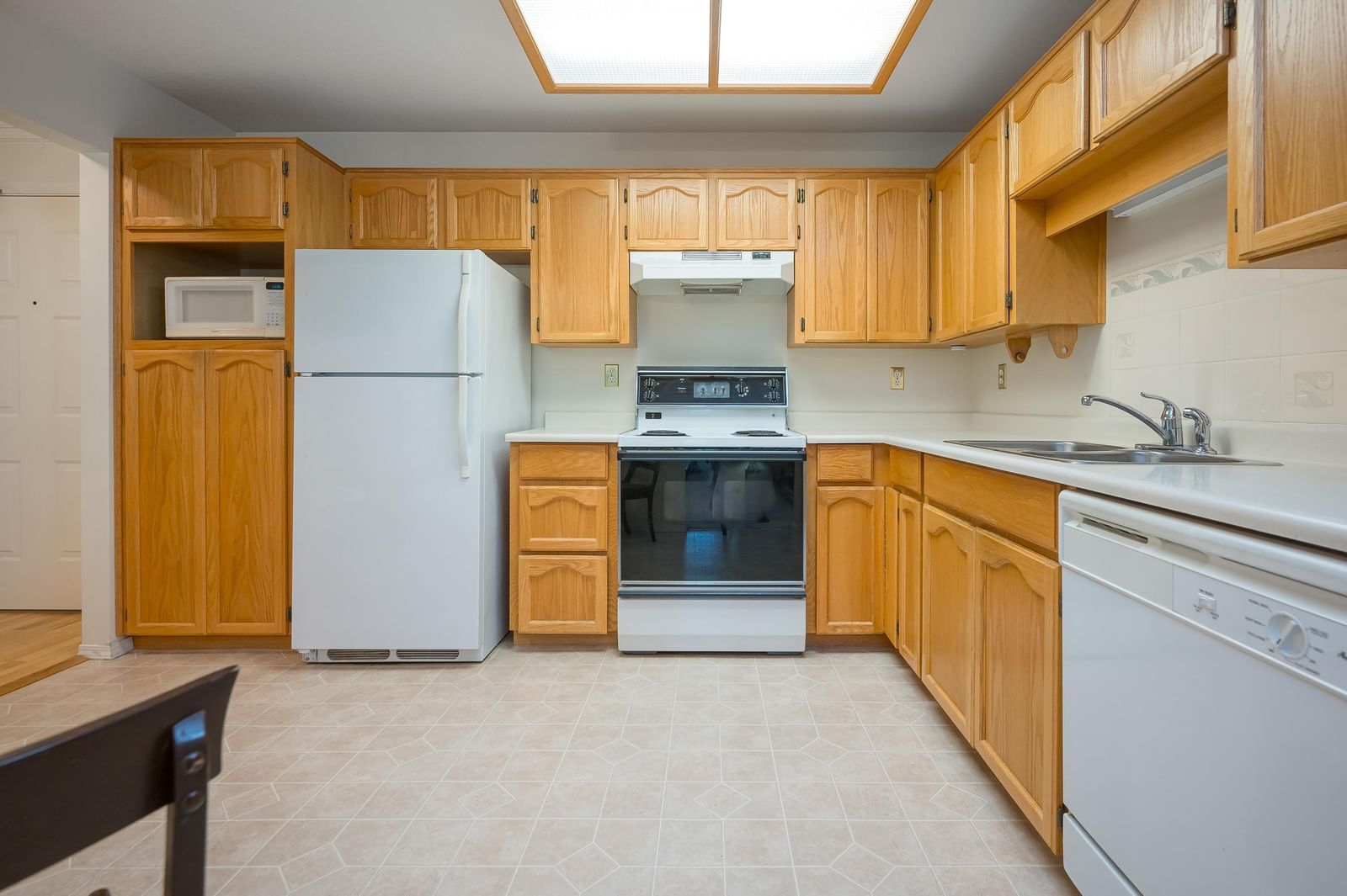 Listing Image 17