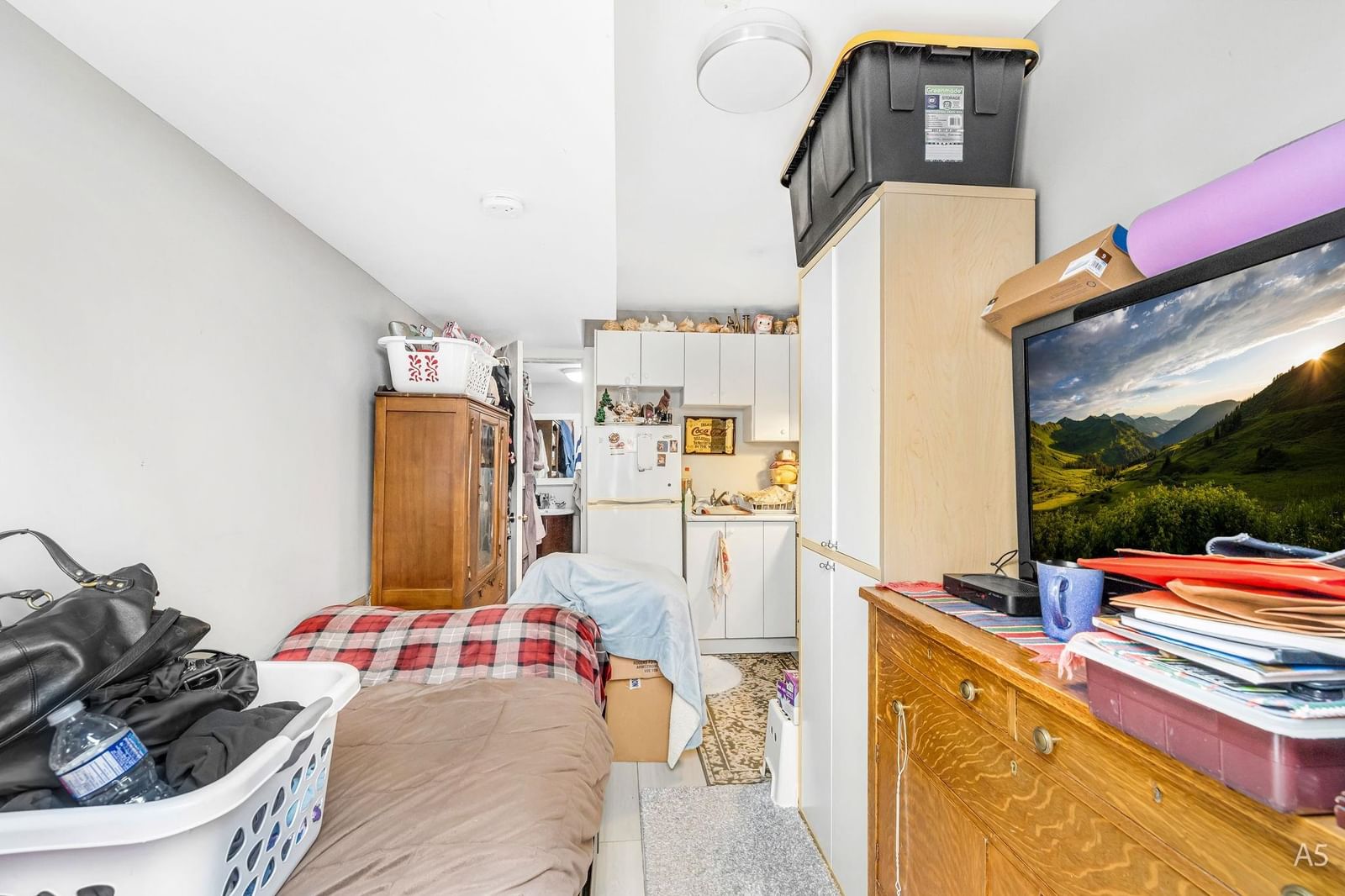Listing Image 20