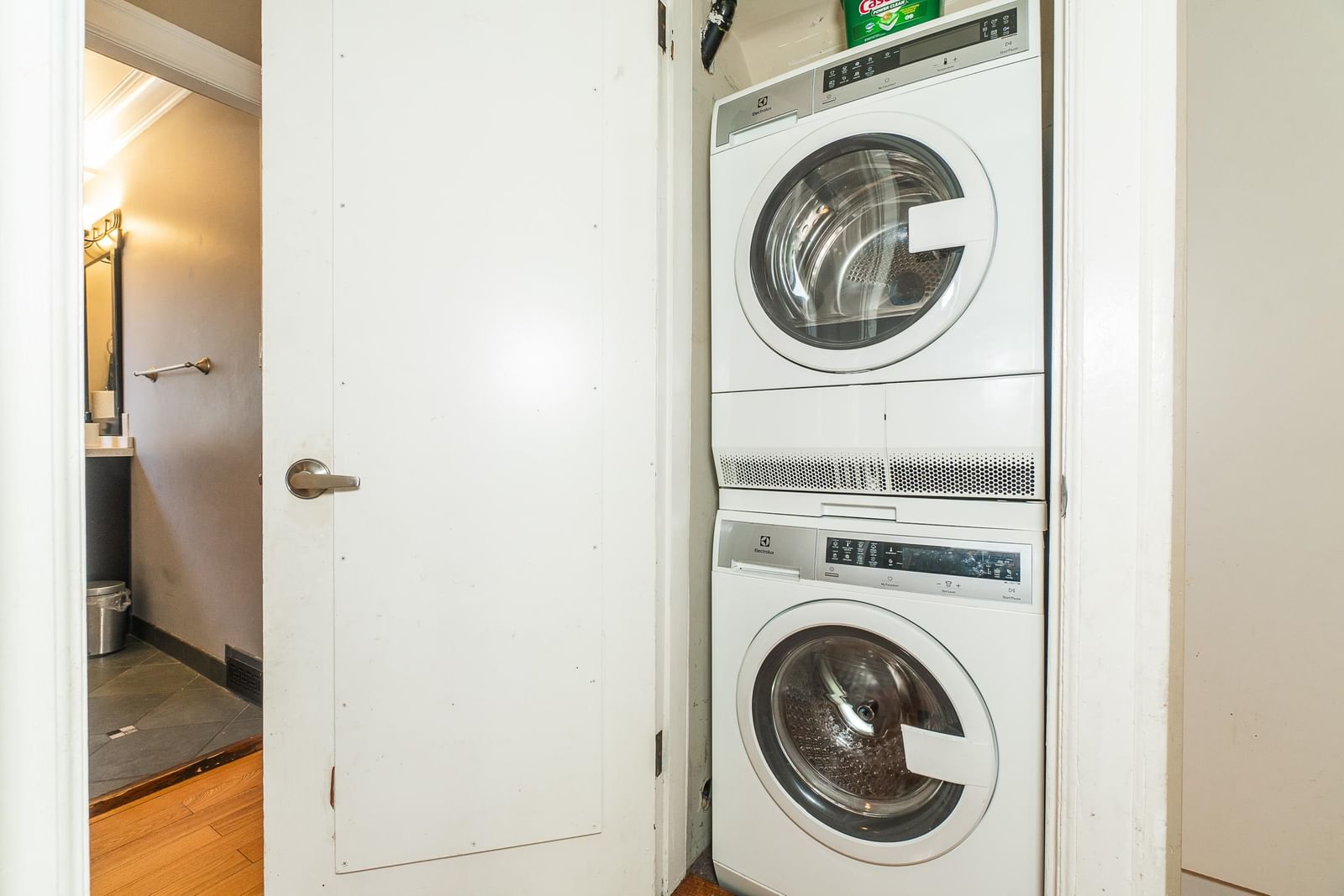 Listing Image 13