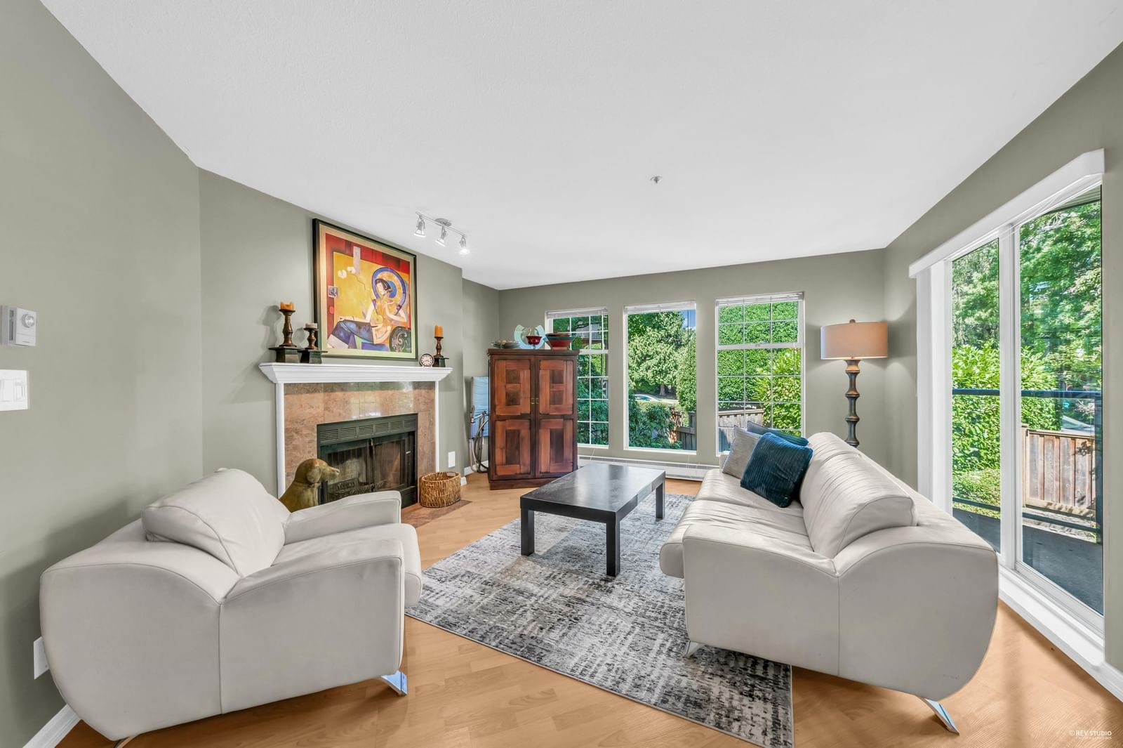 Listing Image 18