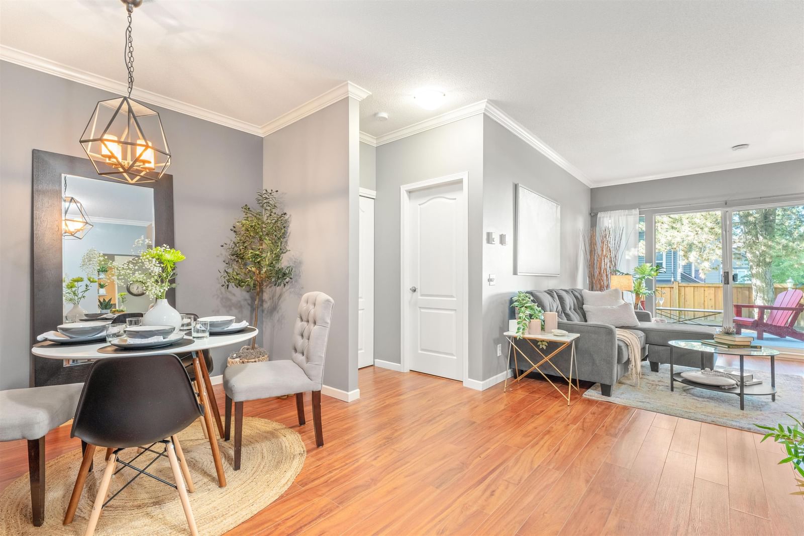 Listing Image 16