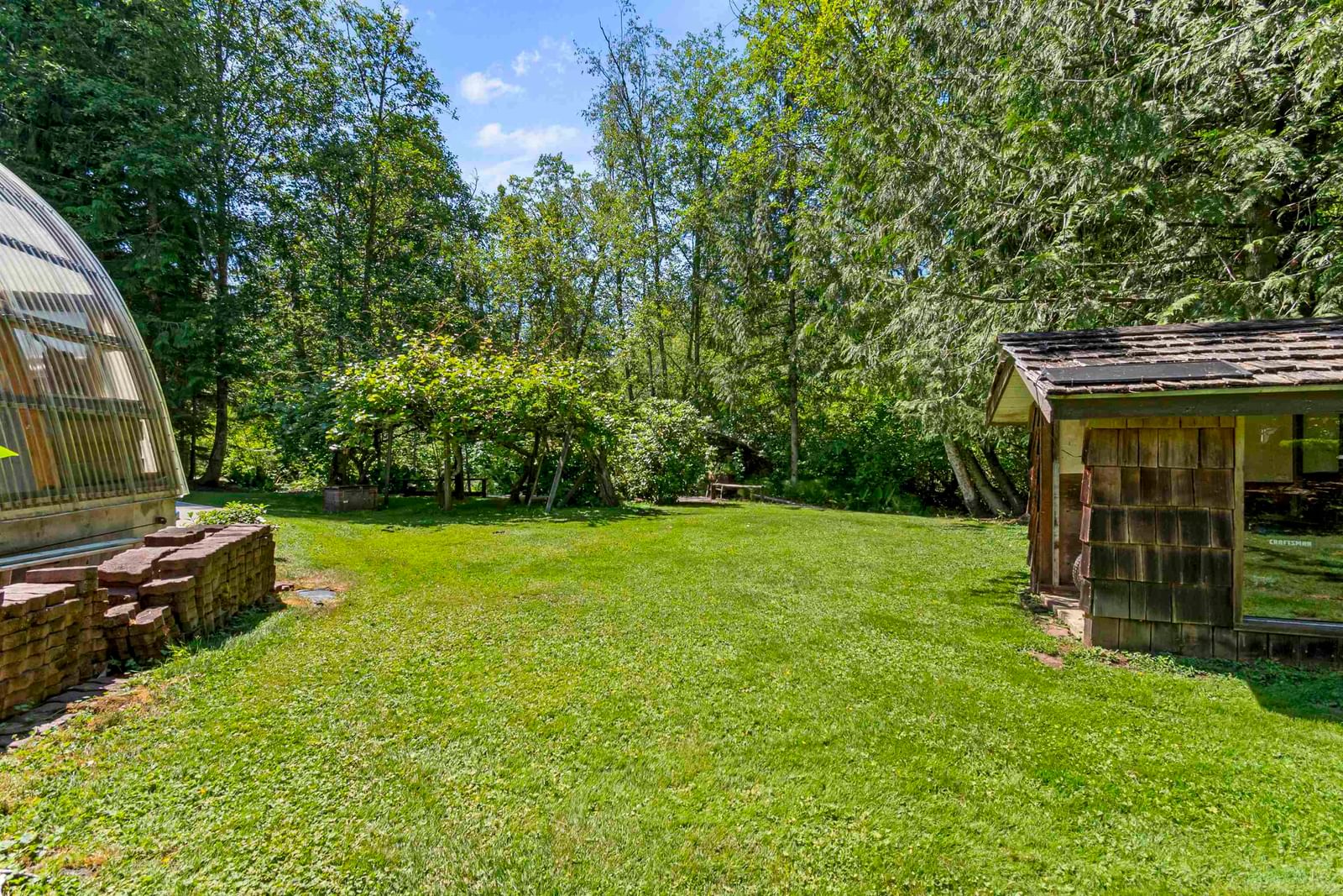 Listing Image 10