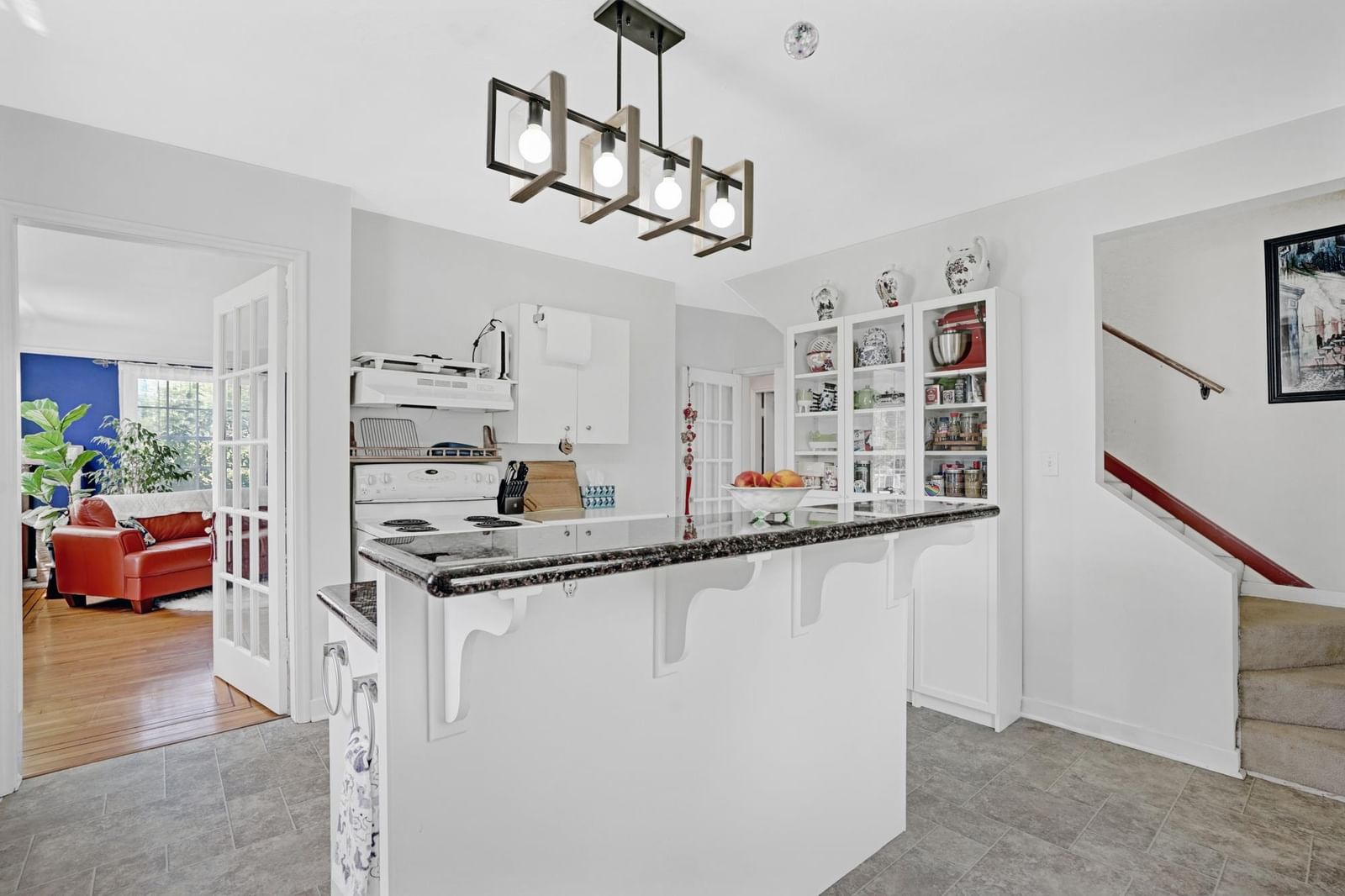 Listing Image 18