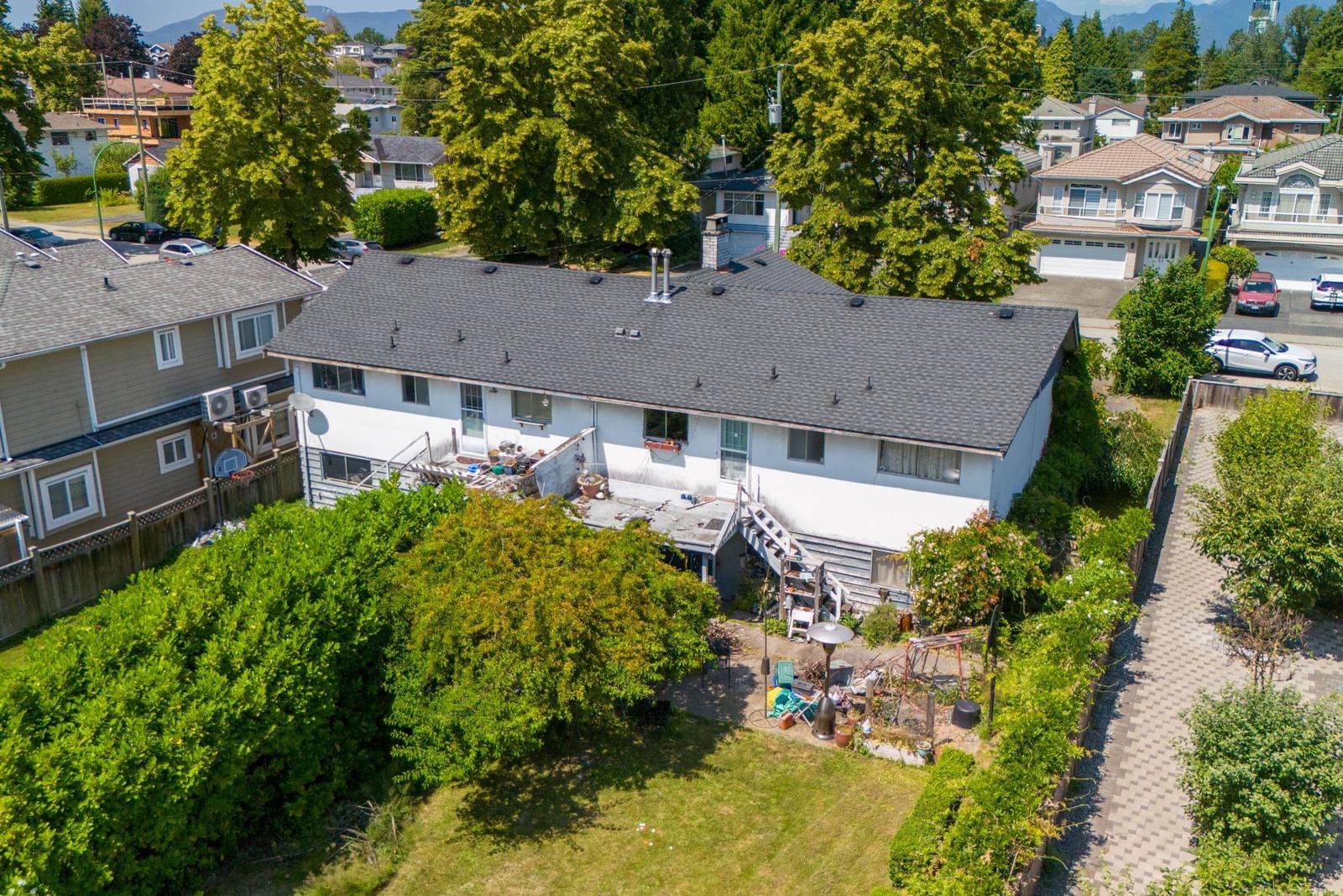 Listing Image 6
