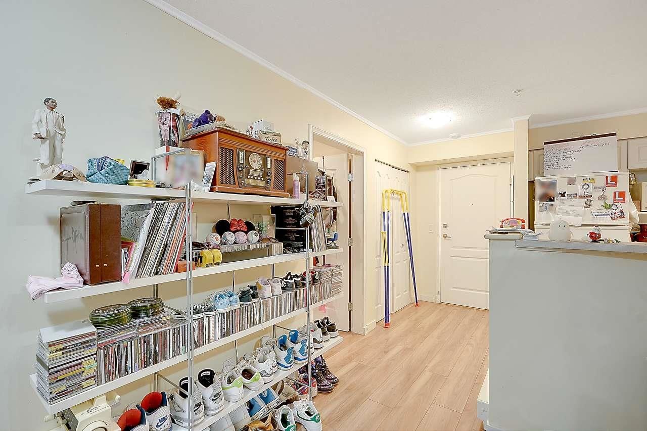 Listing Image 18