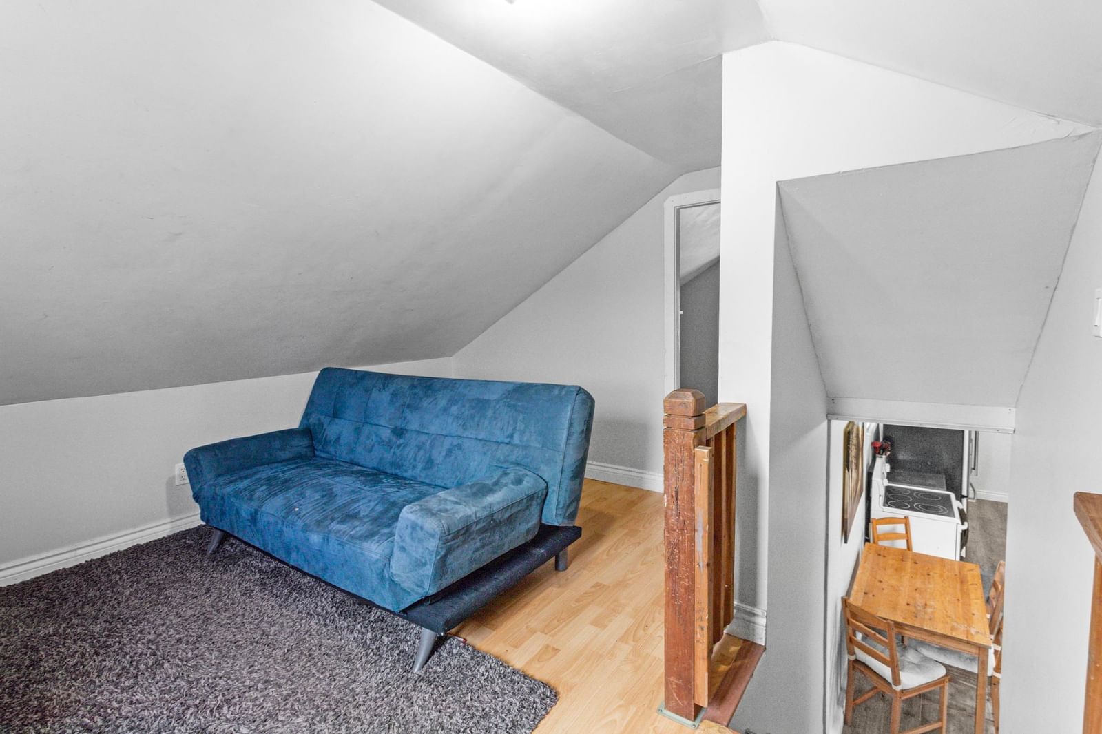 Listing Image 23