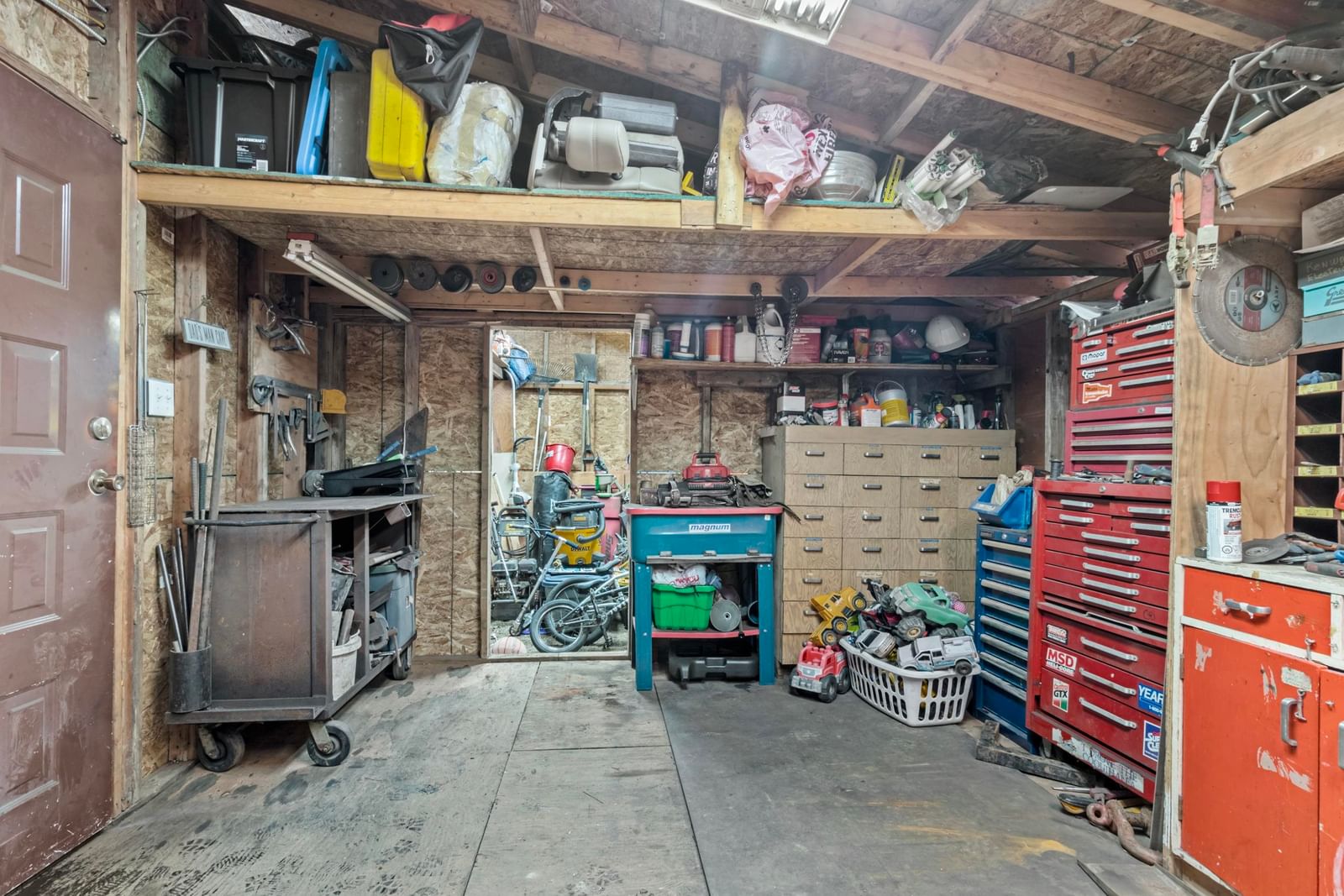 Listing Image 28