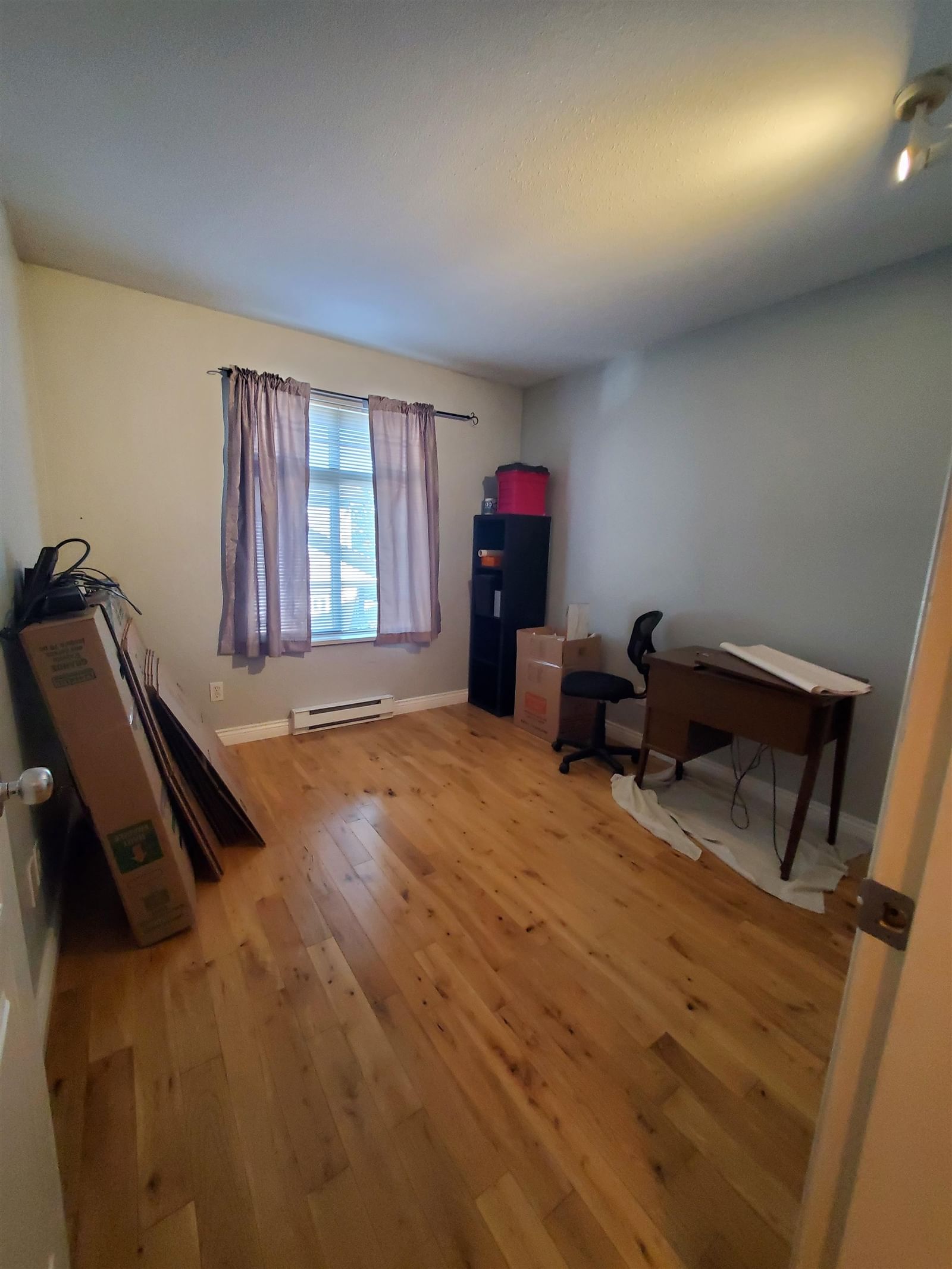 Listing Image 23
