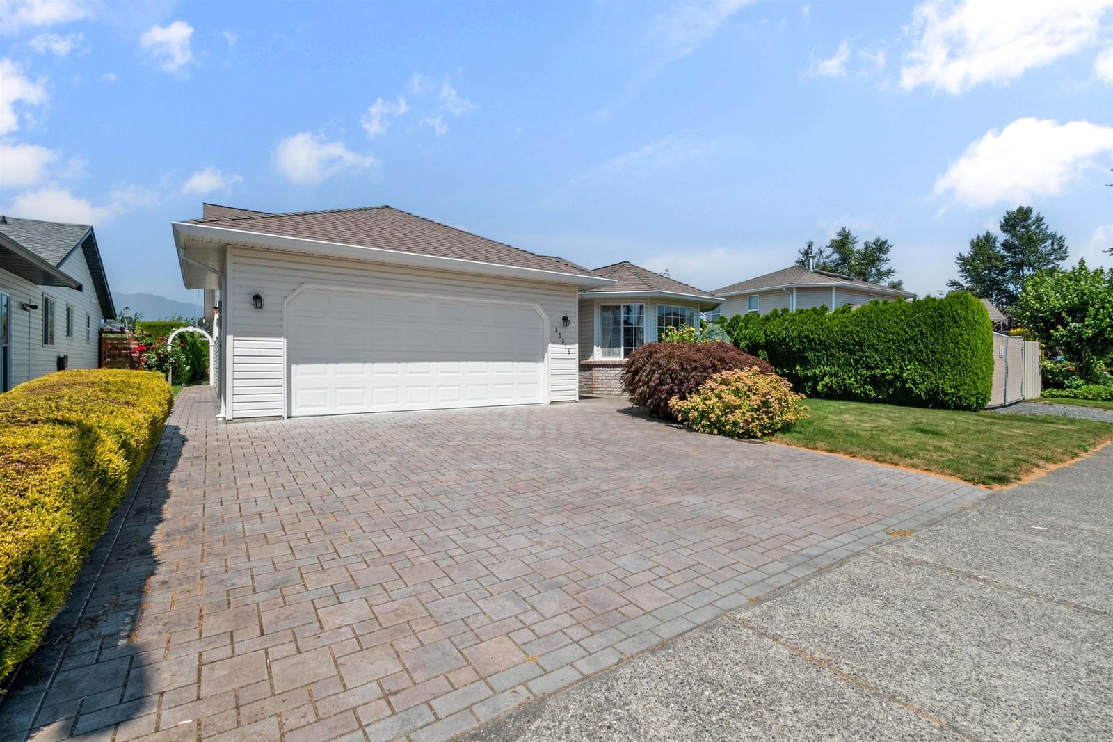 Listing Image 33