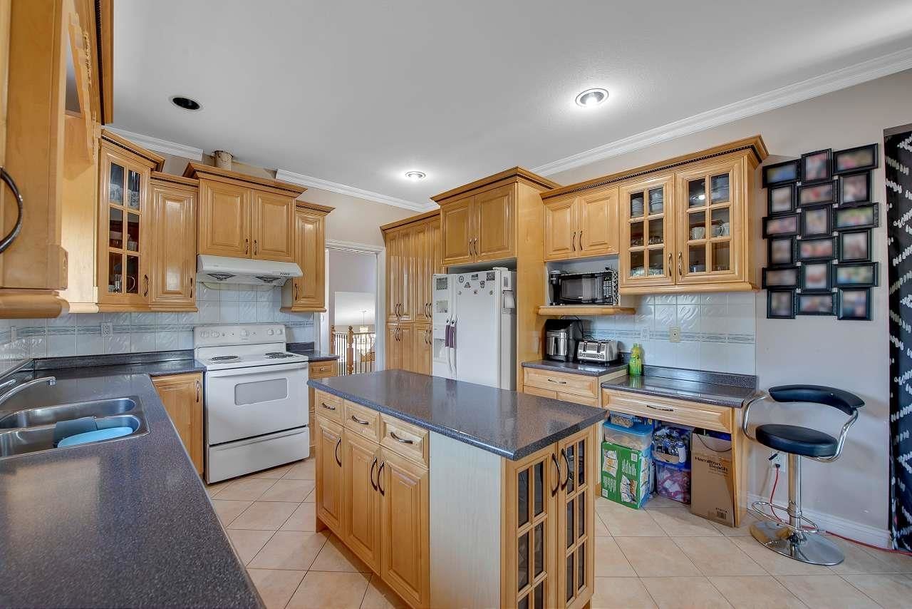Listing Image 12