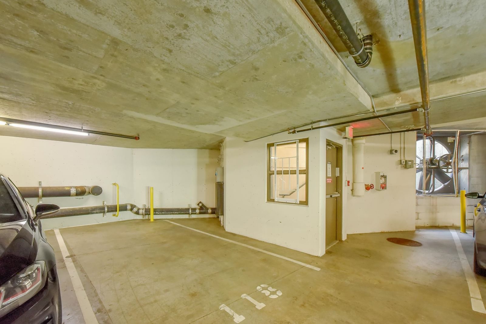 Listing Image 25