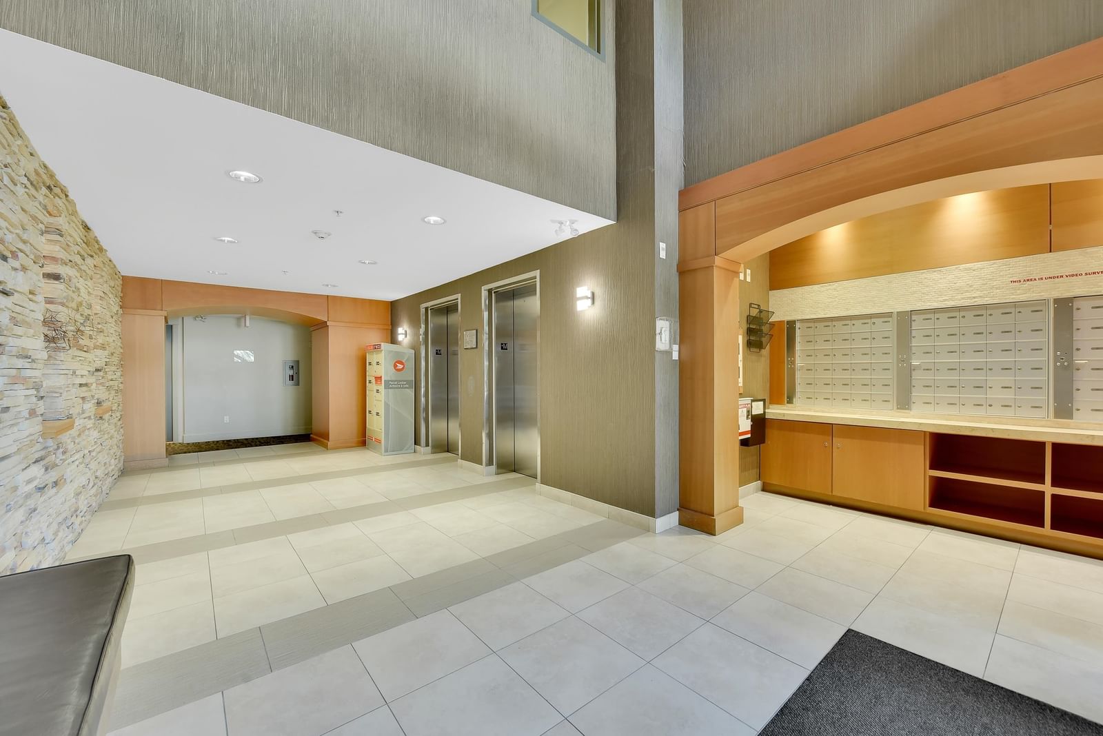 Listing Image 30