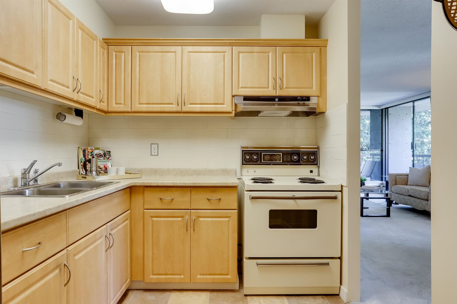 Listing Image 15