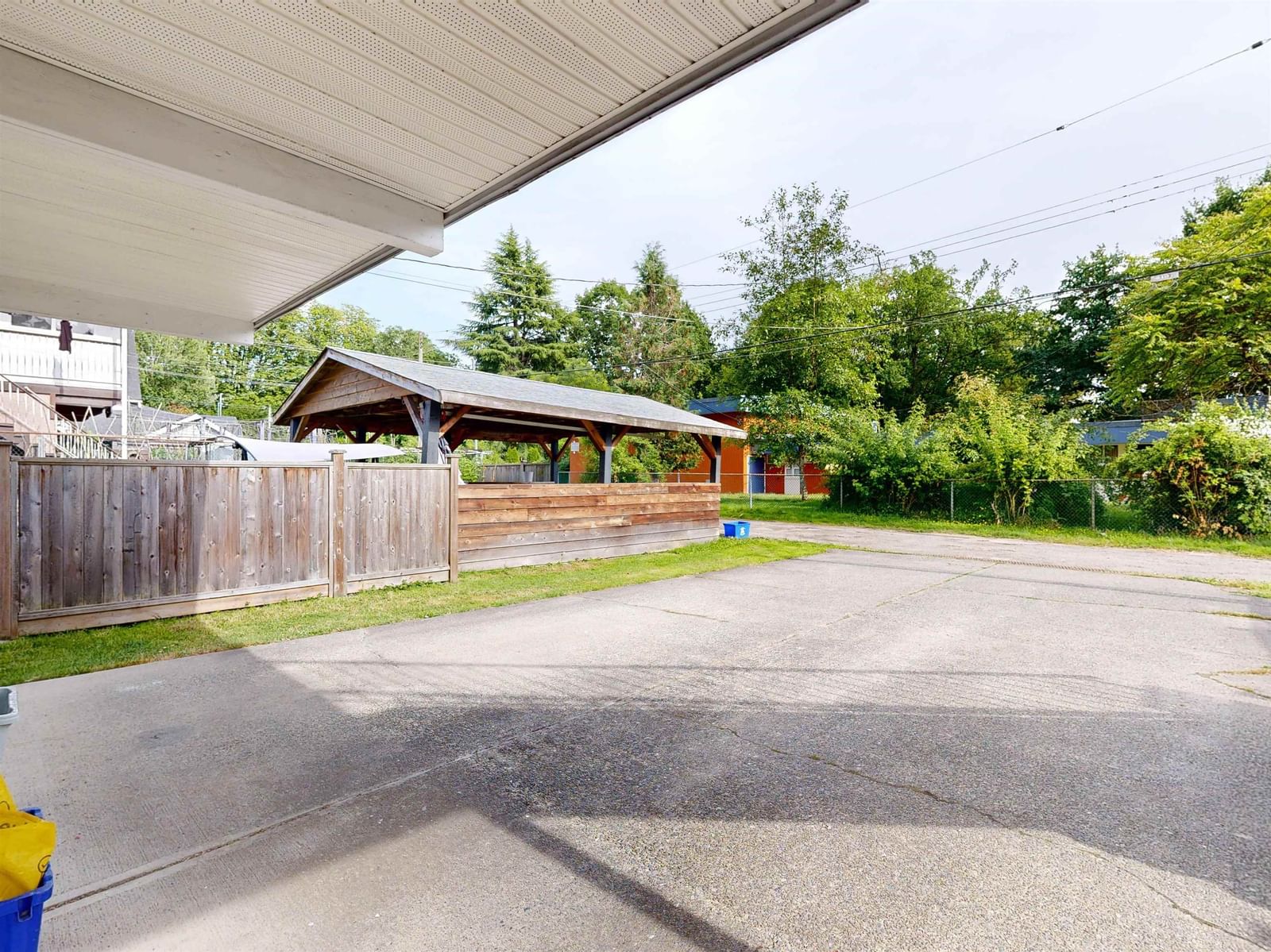 Listing Image 25
