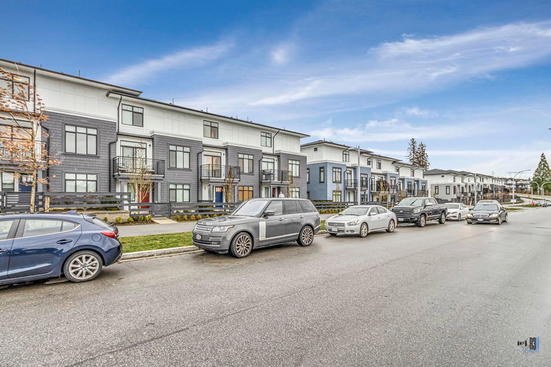 99 - 15255 Sitka Drive, Surrey, V3S 0B1 | Image 3