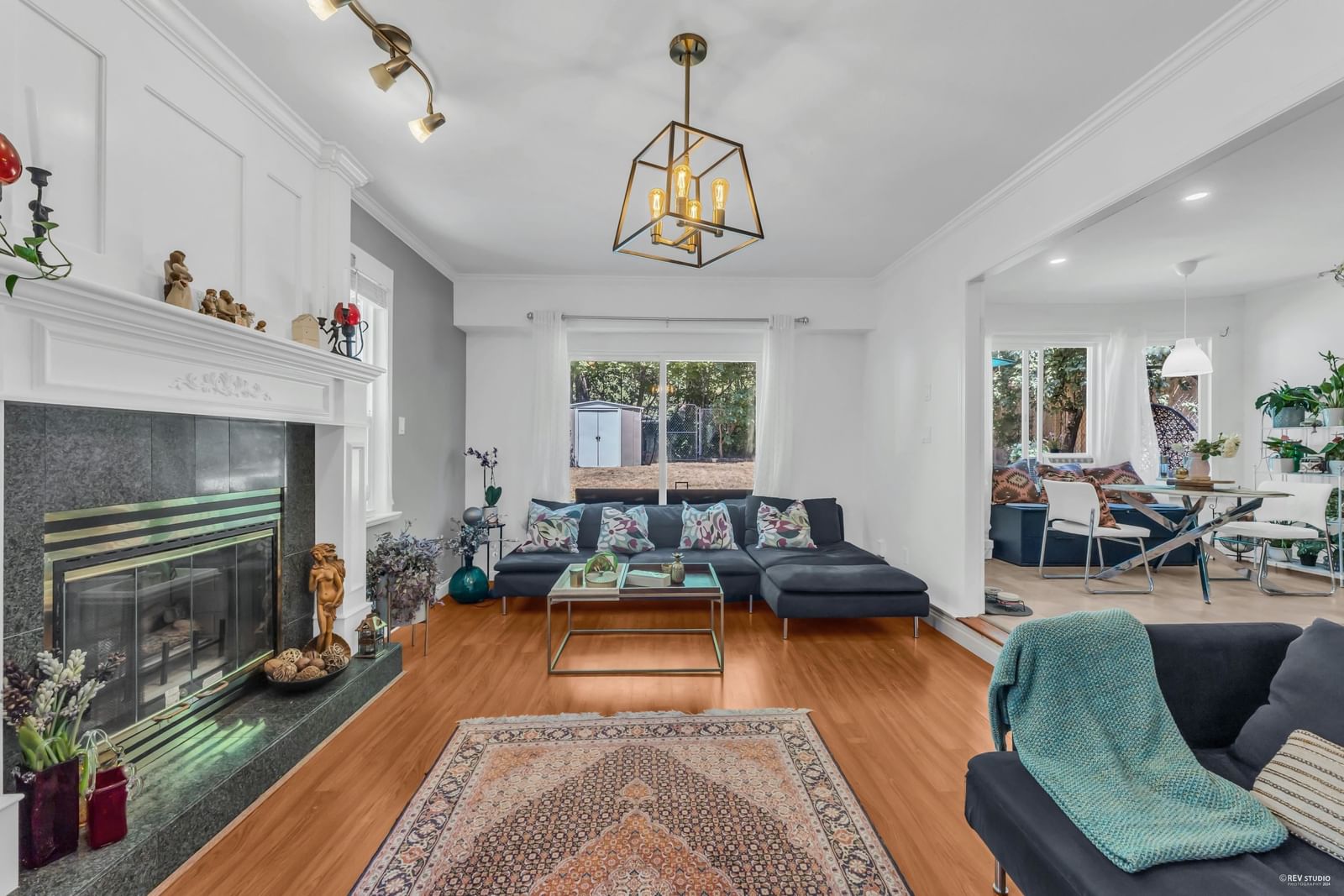 Listing Image 7