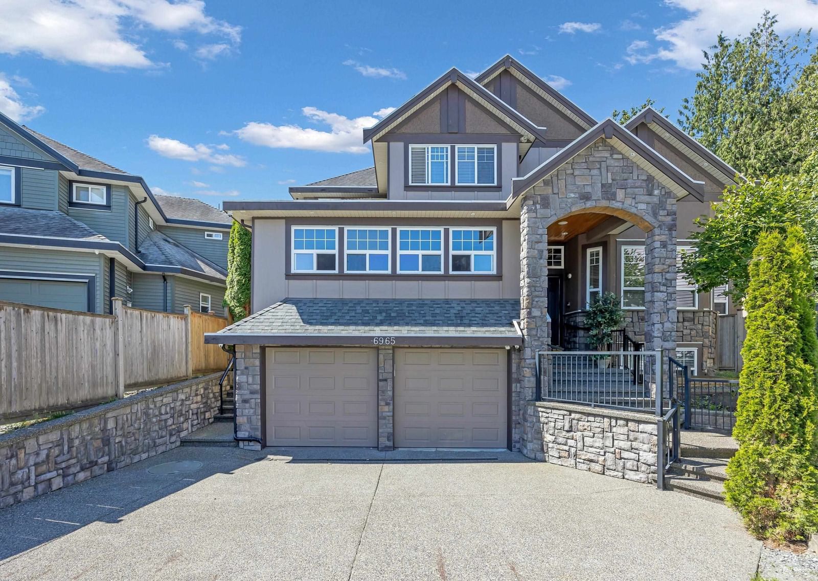 Listing Image 1