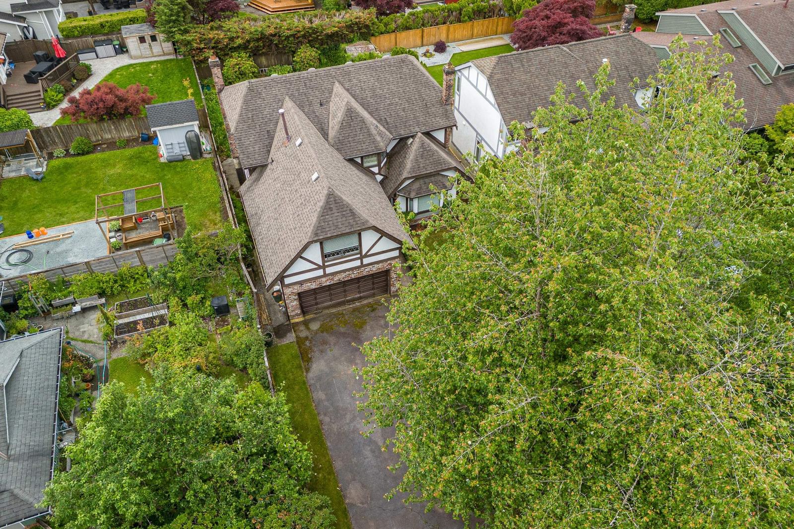Listing Image 16
