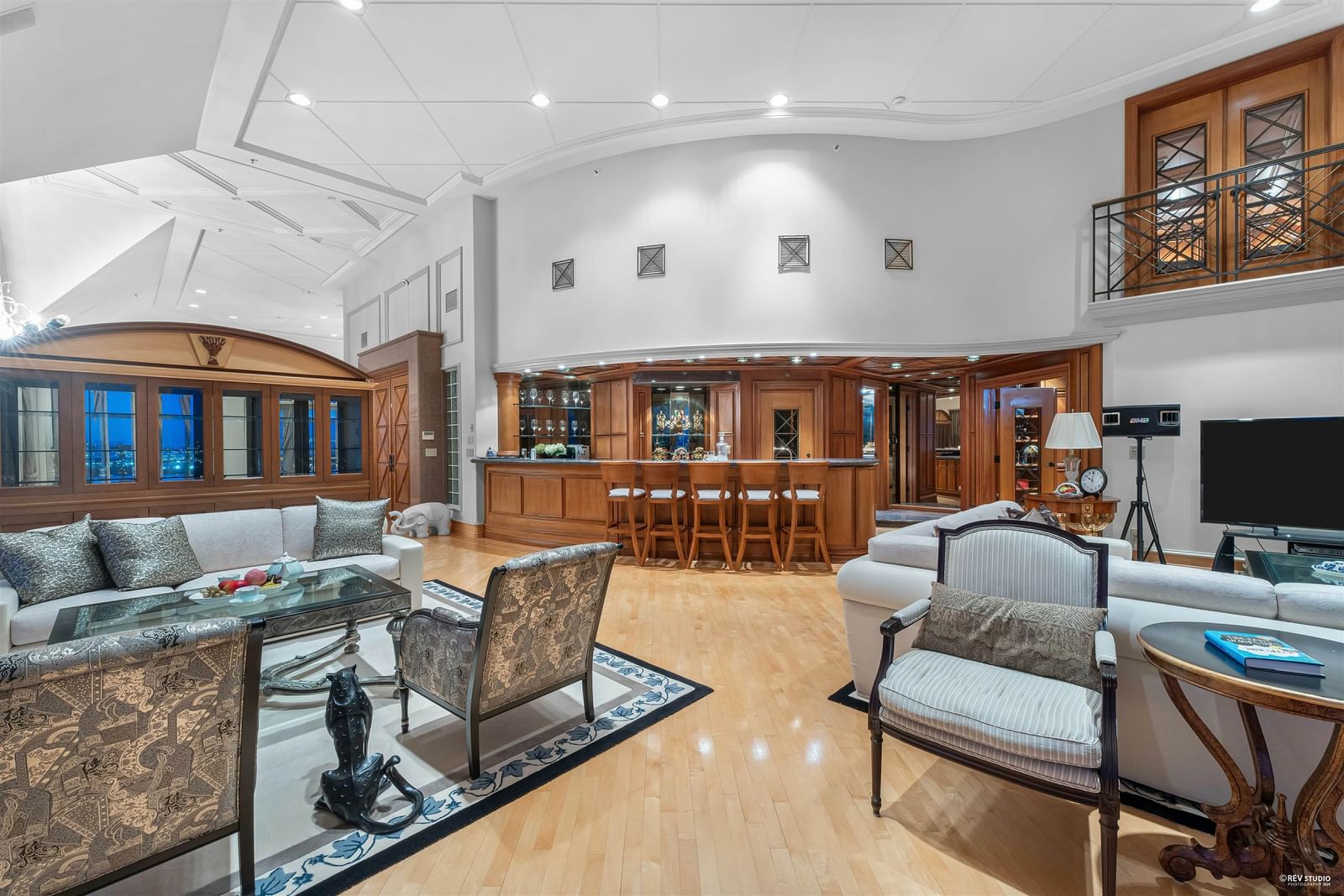 Listing Image 12