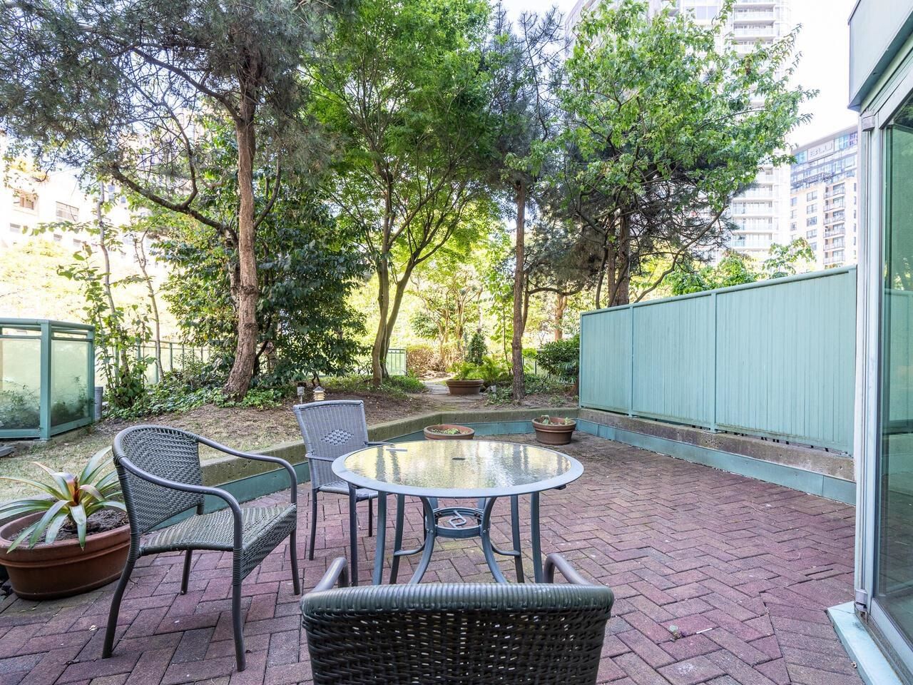 Listing Image 5