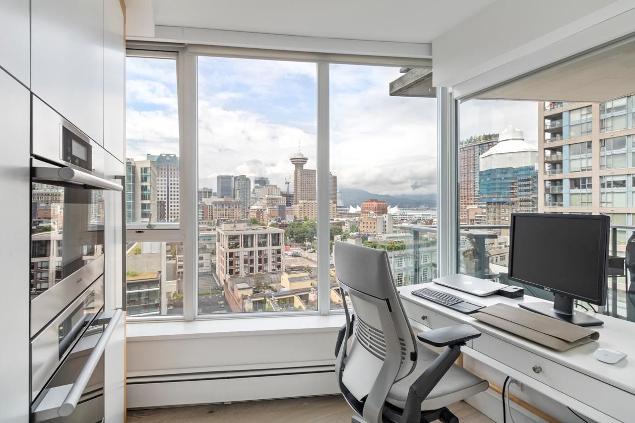 Listing Image 10