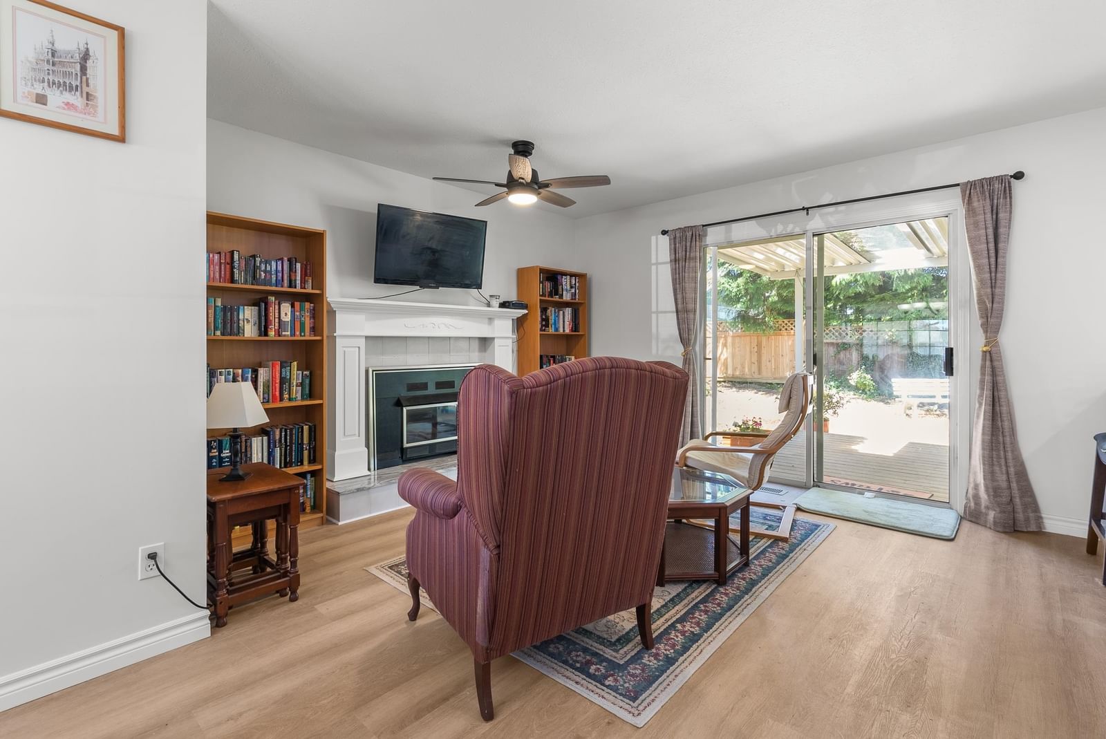 Listing Image 19