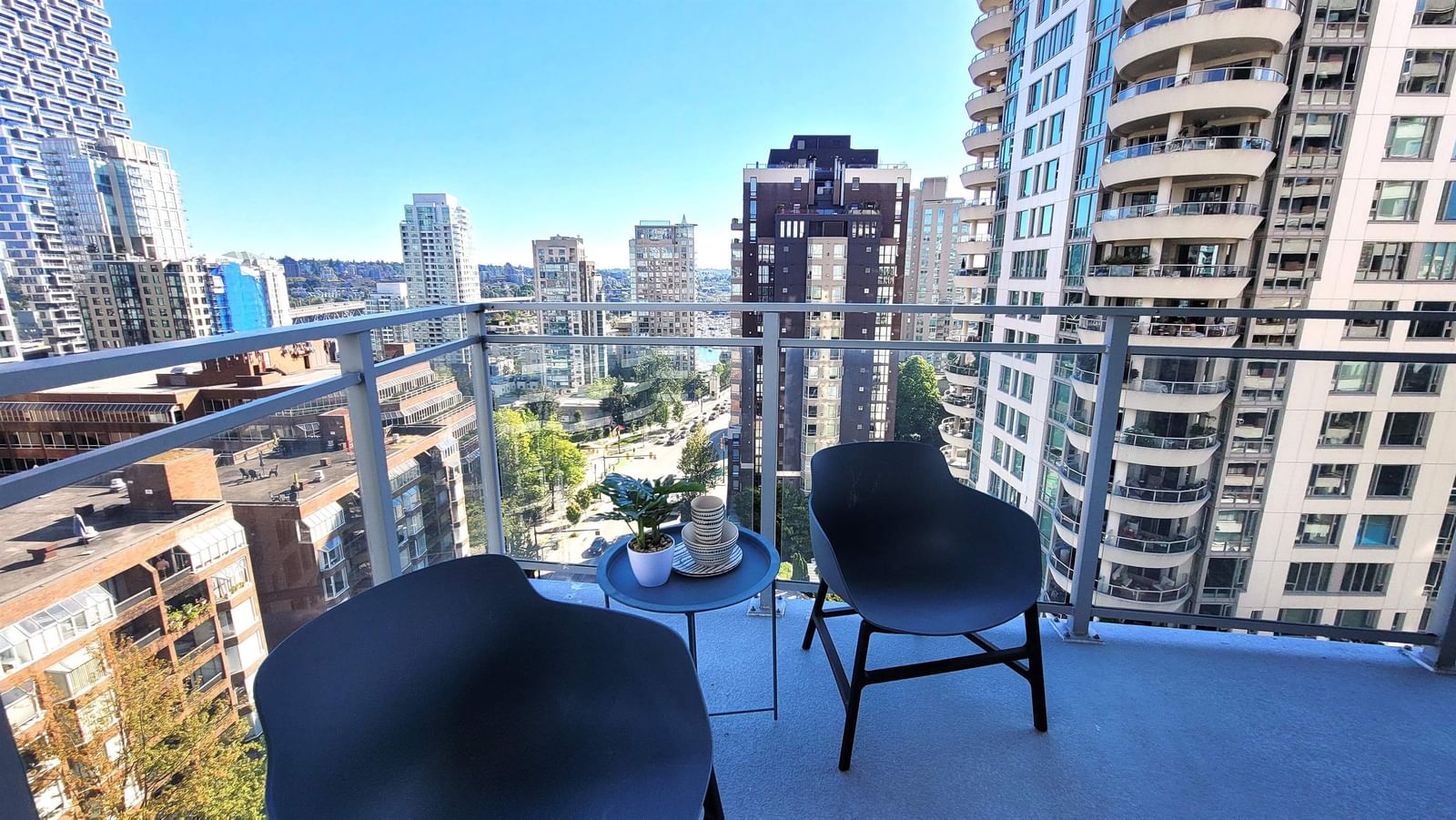 Listing Image 11