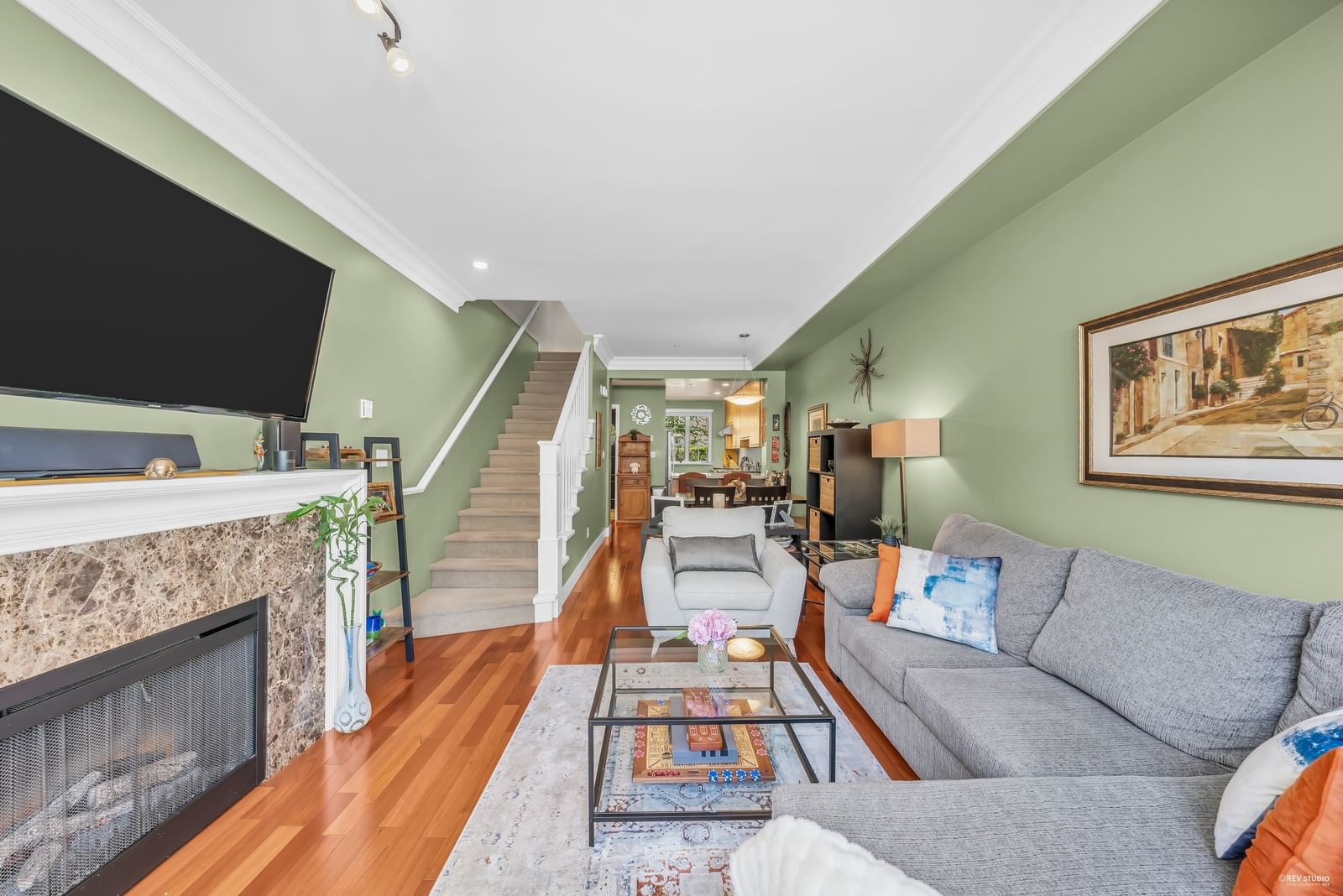 Listing Image 5