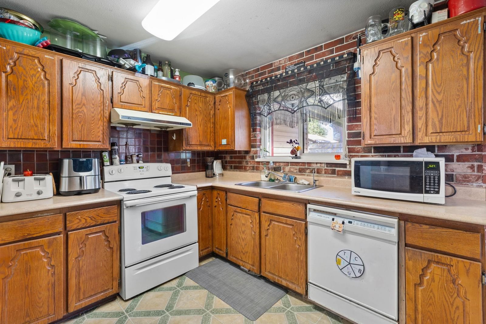 Listing Image 23