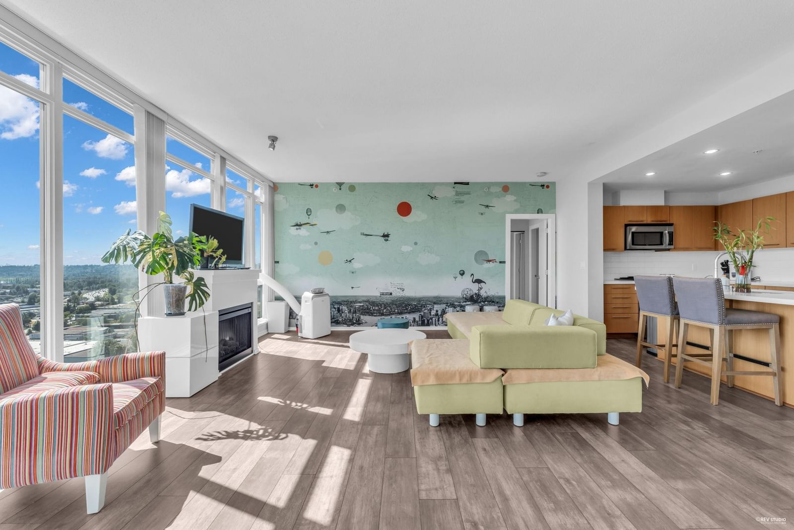 Listing Image 16