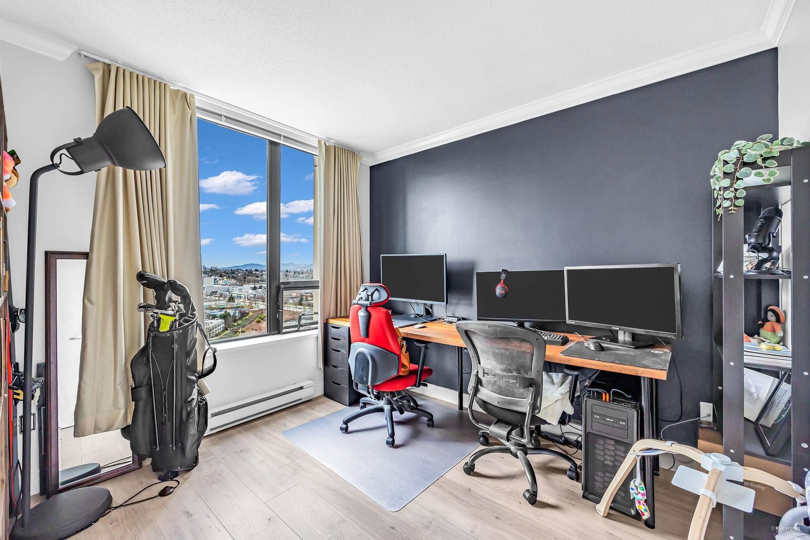 Listing Image 14