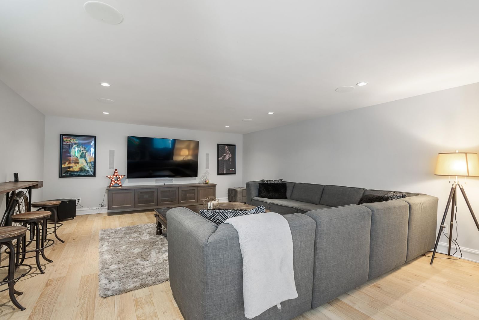 Listing Image 31