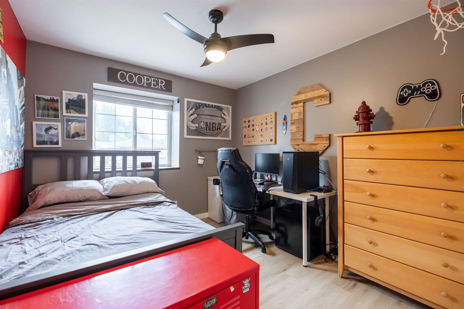 Listing Image 15