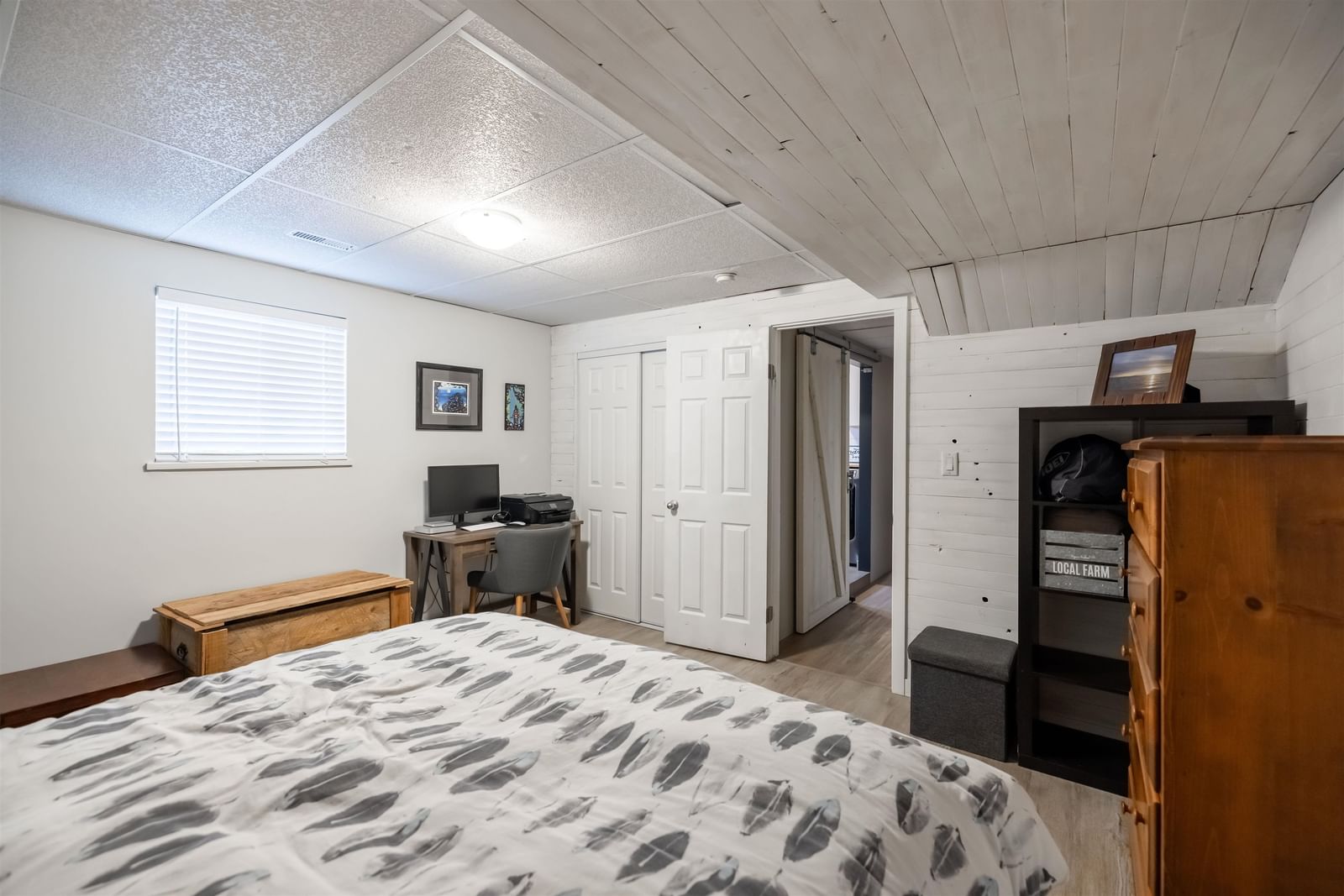 Listing Image 18