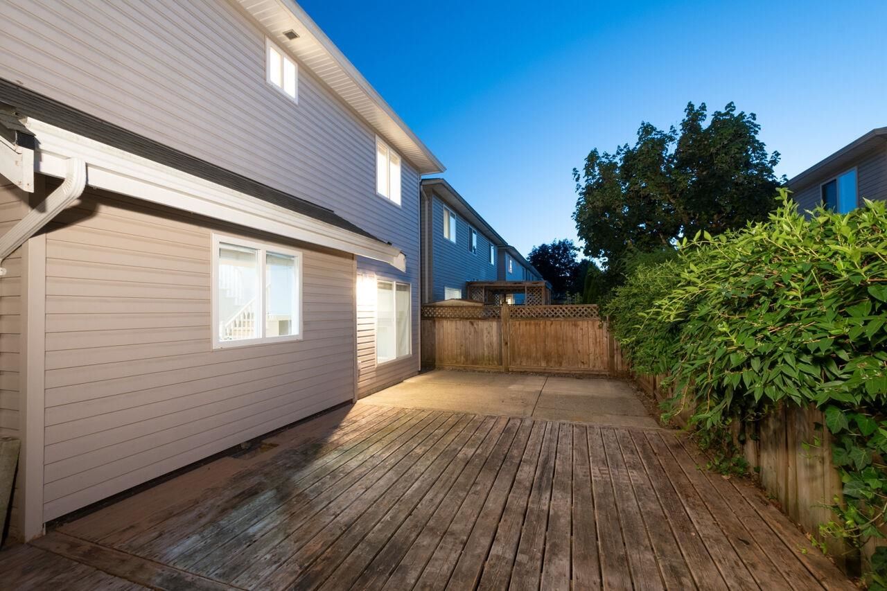 Listing Image 15