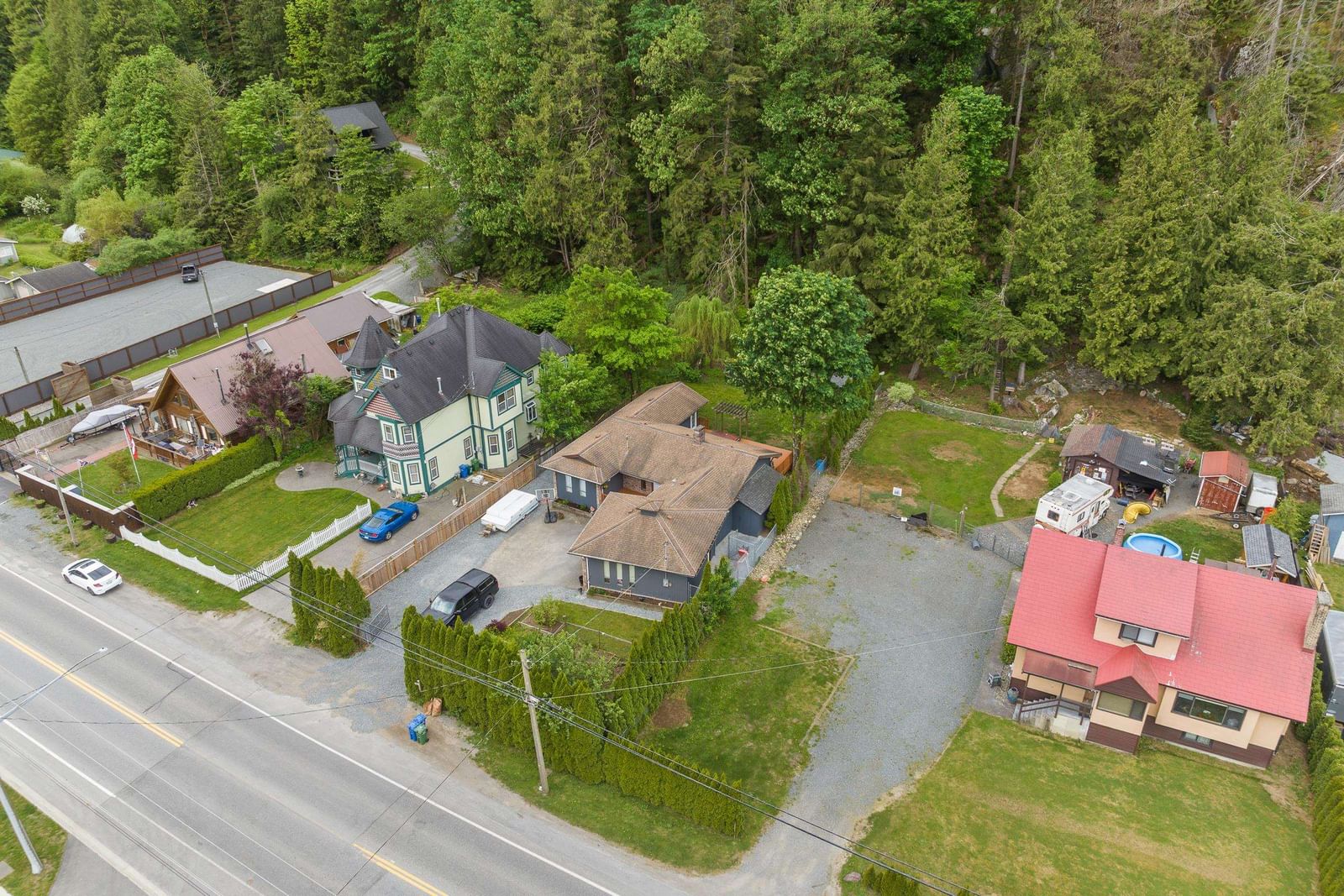Listing Image 5
