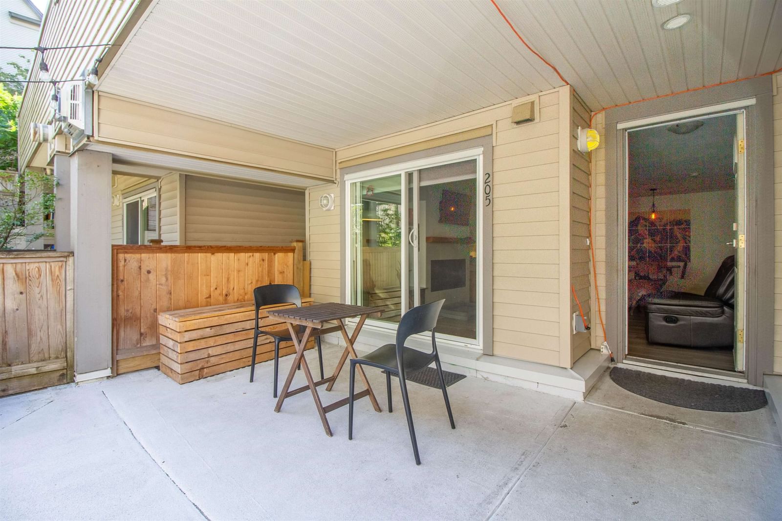 Listing Image 17