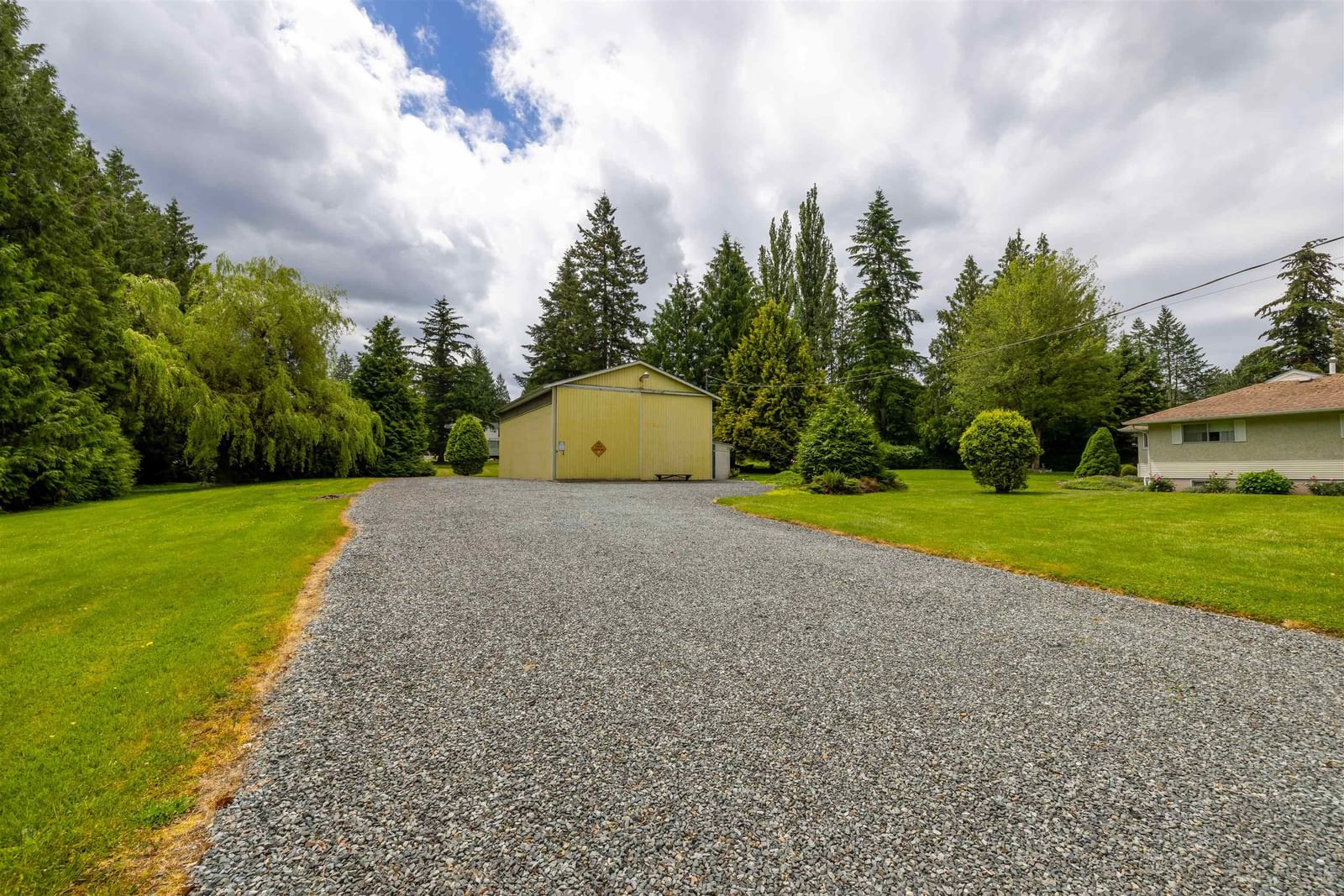 Listing Image 19
