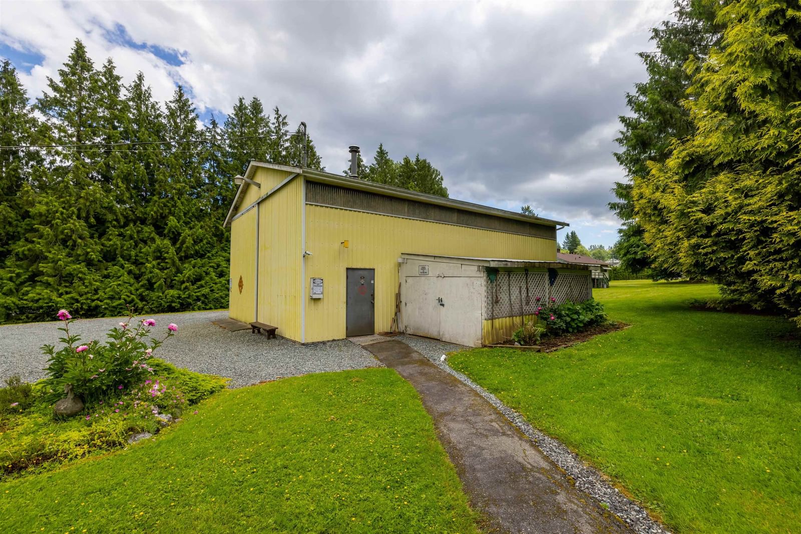Listing Image 21