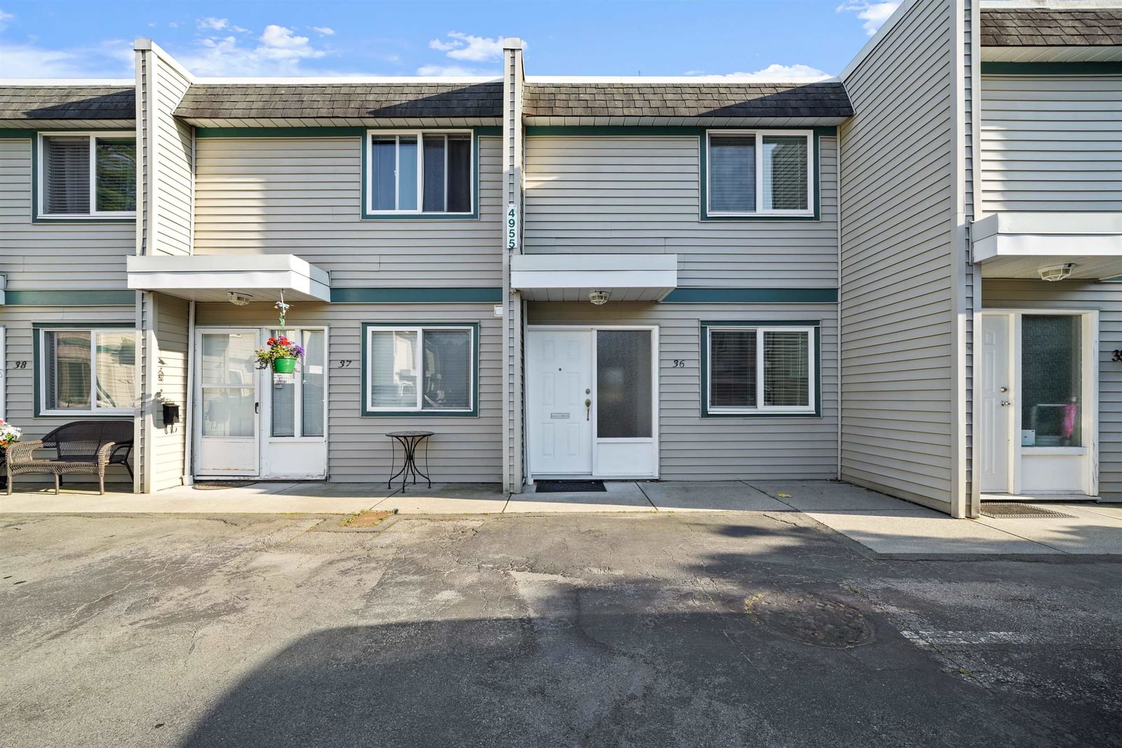 Listing Image 37
