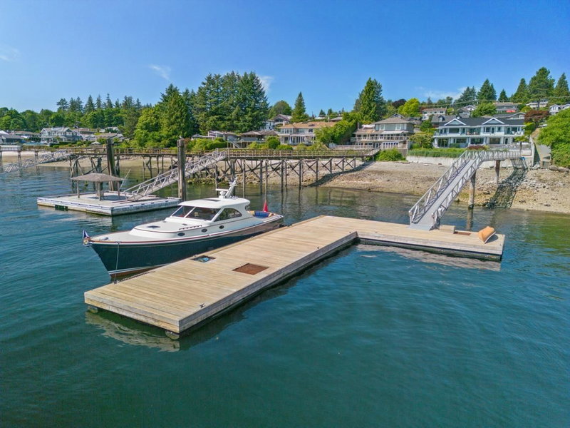 588 Lowry Lane, North Vancouver, V7G 1R3 | Image 3