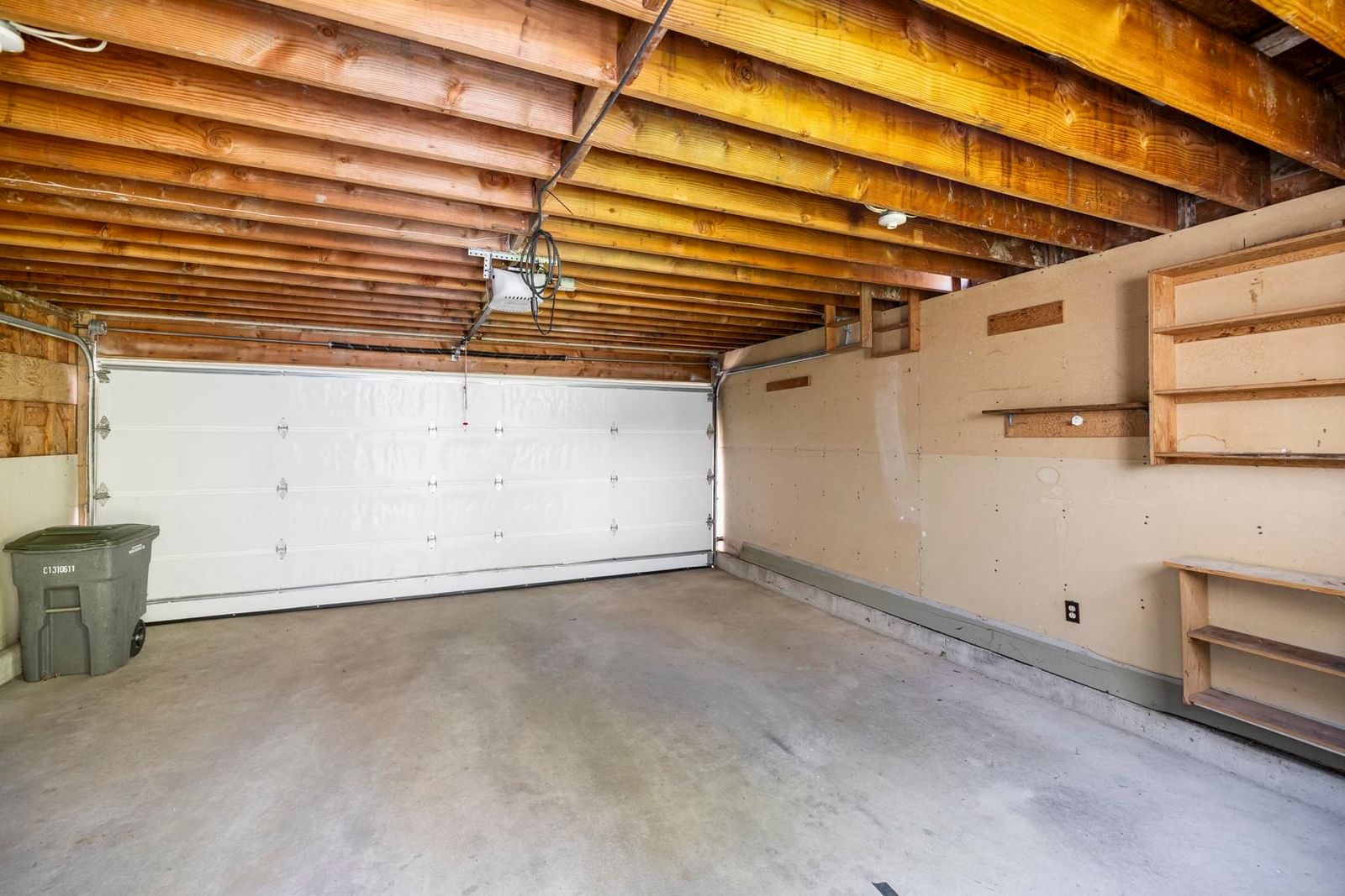 Listing Image 33