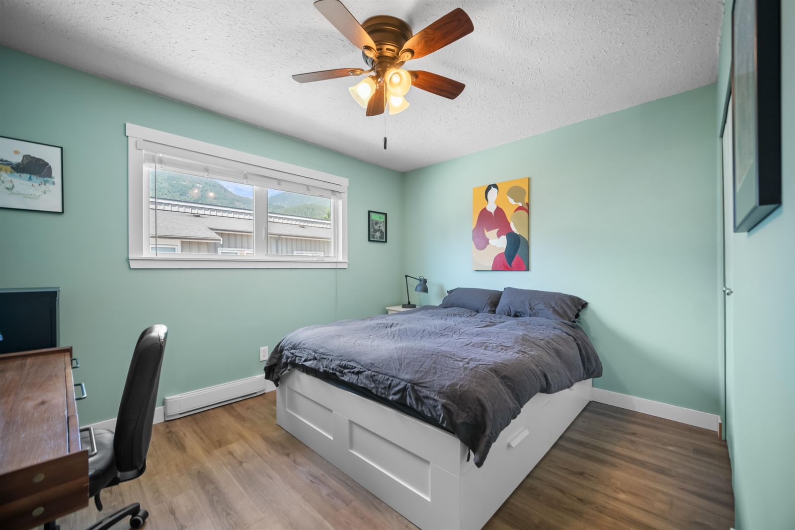 Listing Image 17